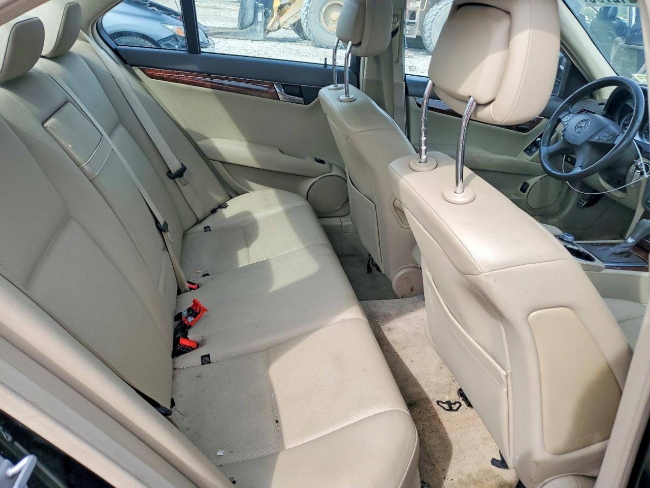 2009 Mercedes-benz C 300 4matic Silver vin: WDDGF81X69F249197