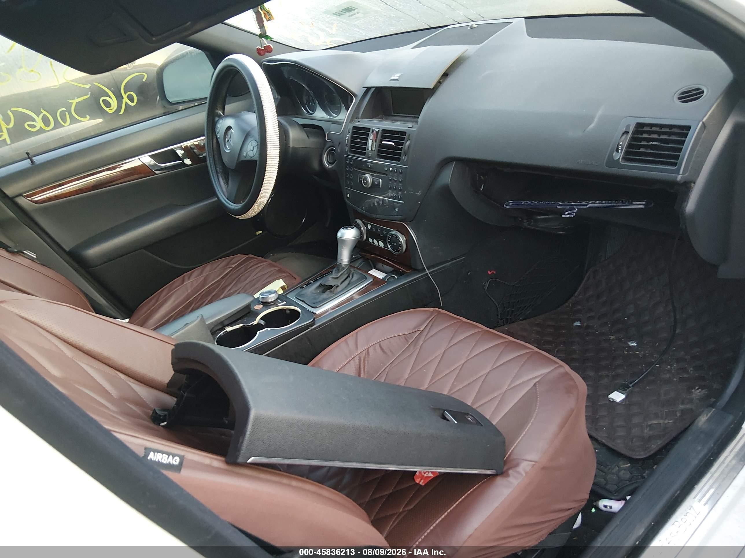 2009 Mercedes-benz C 300 Sport 4matic Белый vin: WDDGF81X69R054585