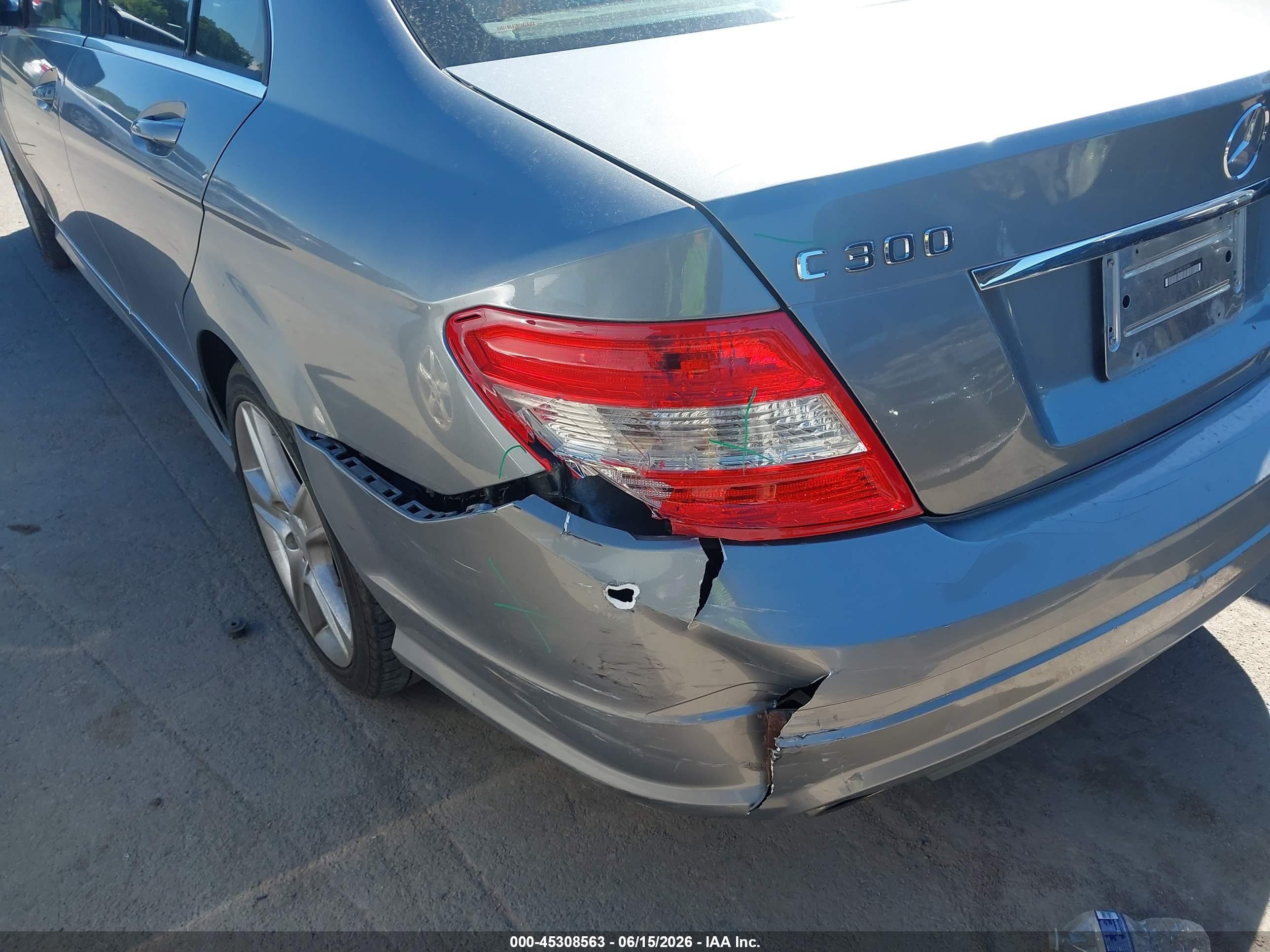 2009 Mercedes-benz C 300 Luxury 4matic/sport 4matic Gray vin: WDDGF81X69R078384