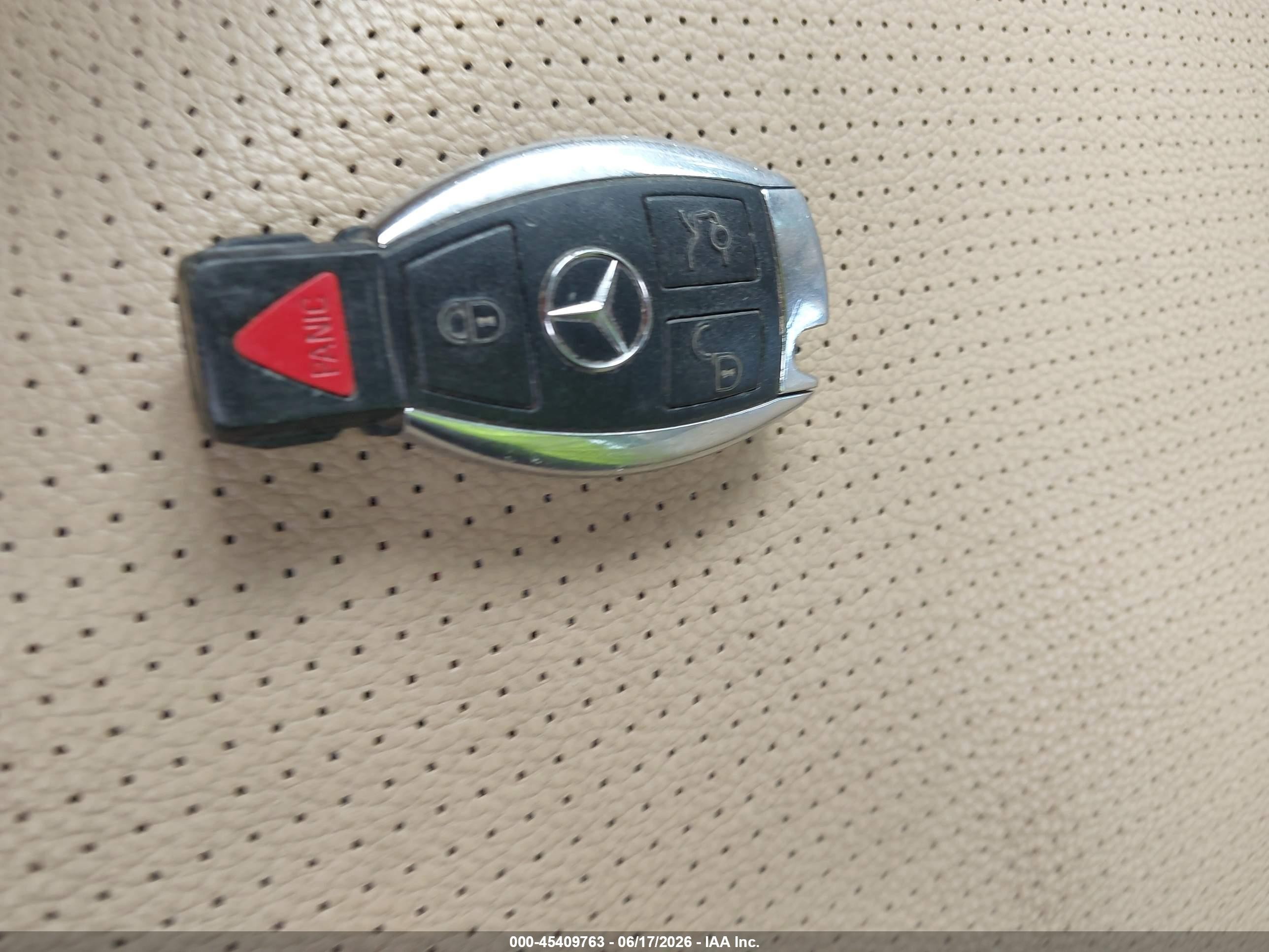 2008 Mercedes-benz C 300 Luxury 4matic Gold vin: WDDGF81X78F059844