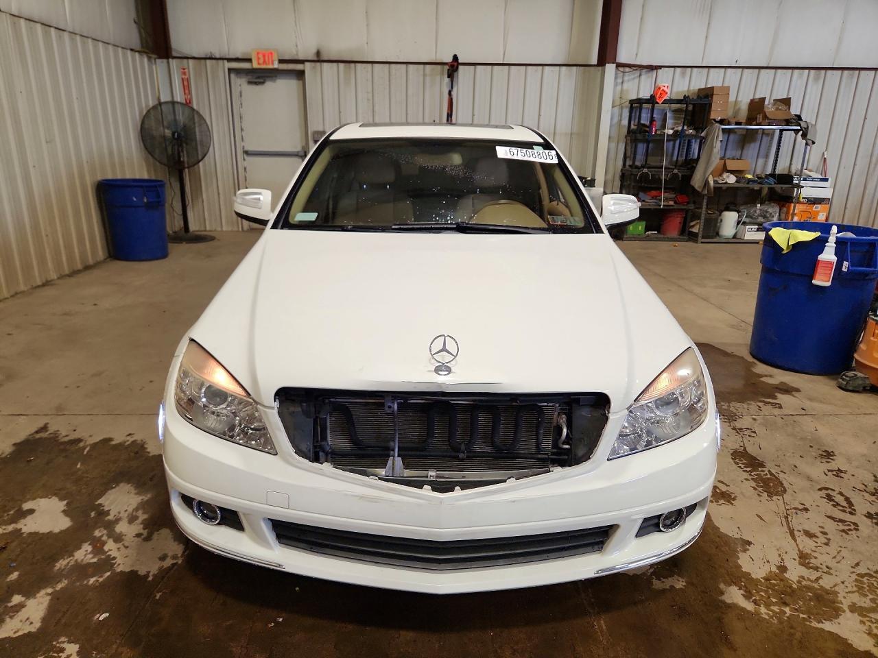 2008 Mercedes-benz C 300 4matic White vin: WDDGF81X78F066163