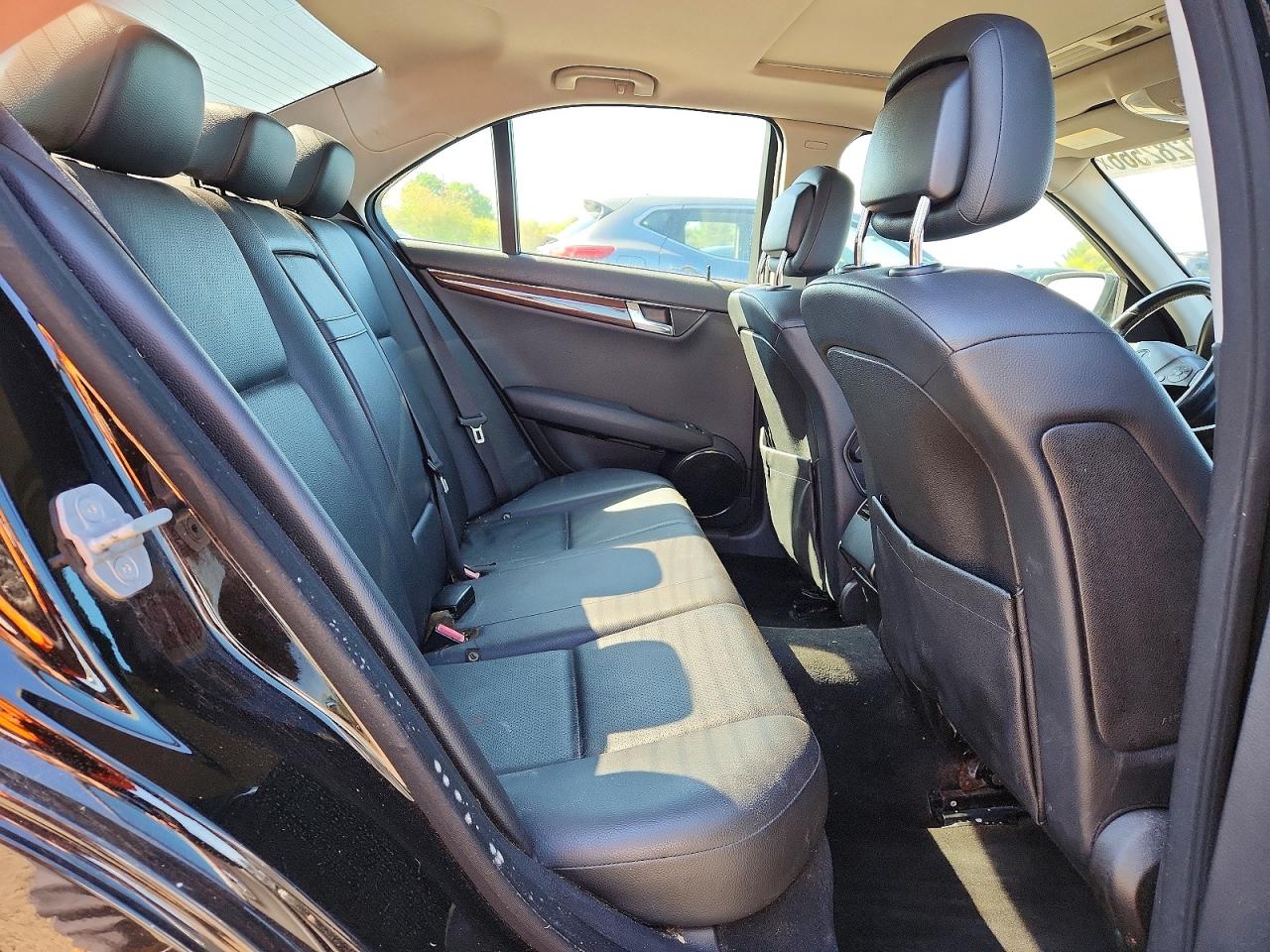 2008 Mercedes-benz C 300 4matic Black vin: WDDGF81X78F168398
