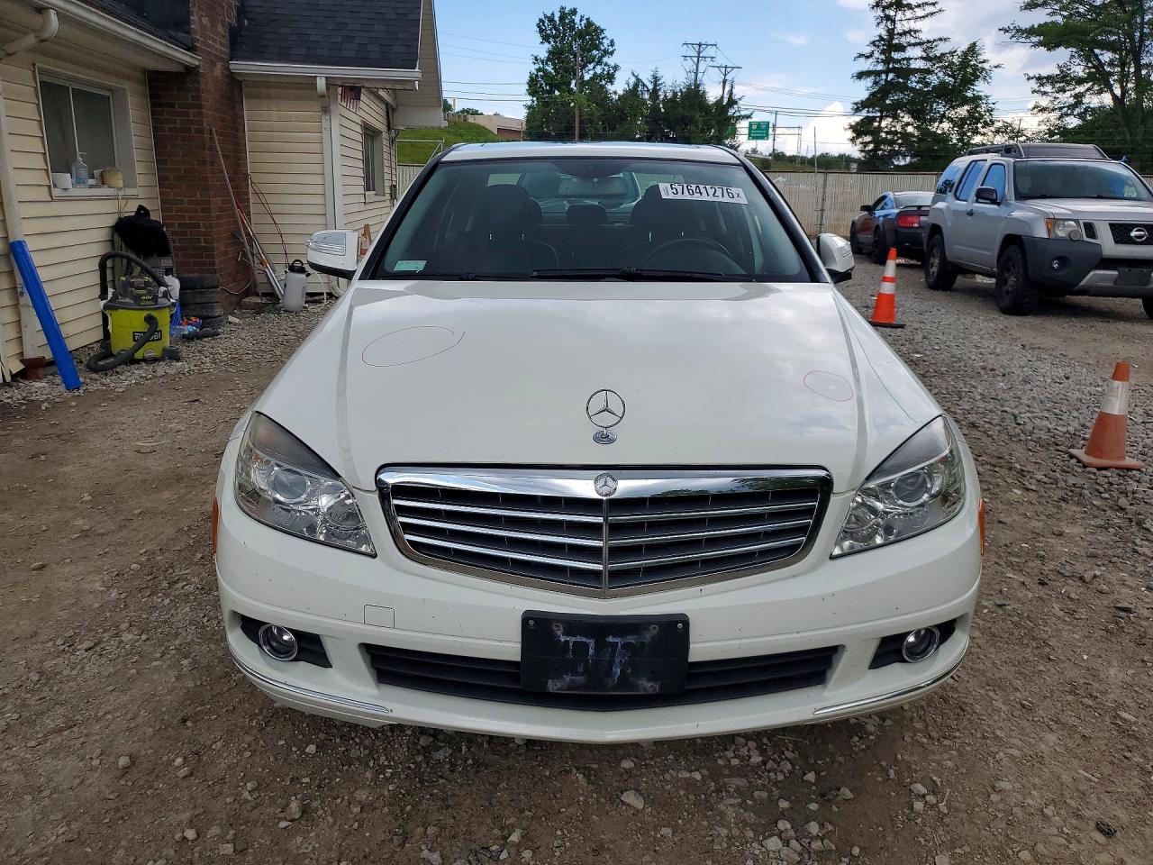 2009 Mercedes-benz C 300 4matic White vin: WDDGF81X79F198129