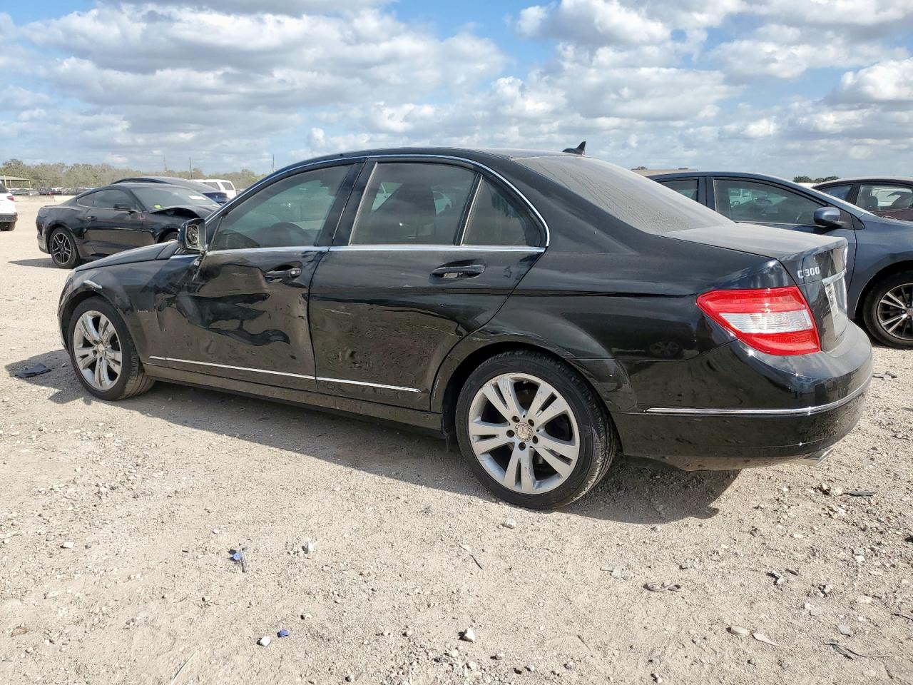 2009 Mercedes-benz C 300 4matic Black vin: WDDGF81X79F238872
