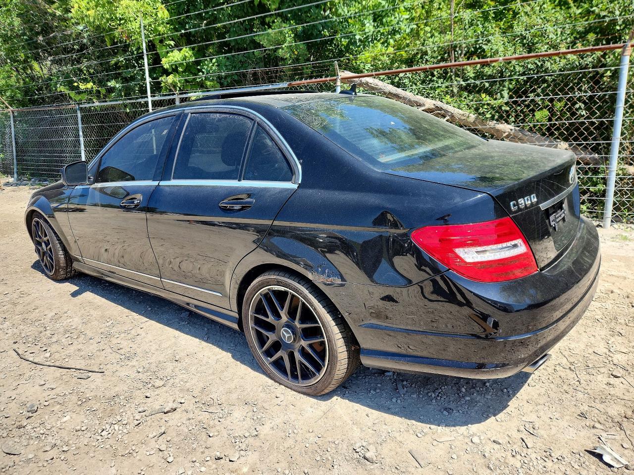 2009 Mercedes-benz C 300 4matic Black vin: WDDGF81X79F271385
