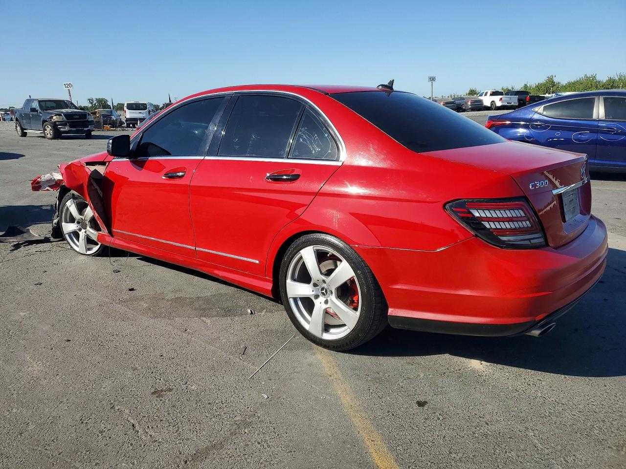 2008 Mercedes-benz C 300 4matic Red vin: WDDGF81X88F061912