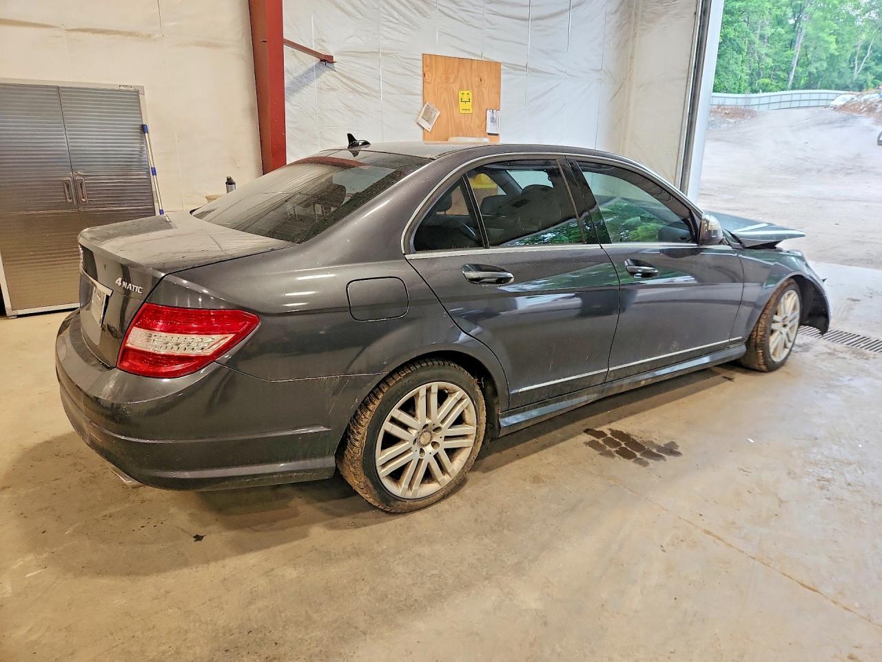 2008 Mercedes-benz C 300 4matic Gray vin: WDDGF81X88F126404