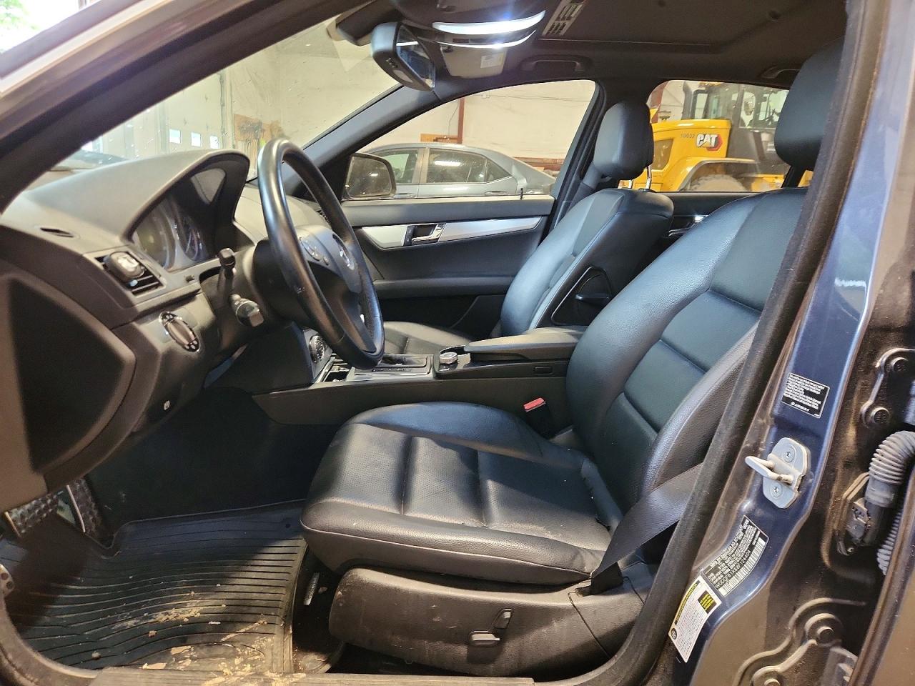2008 Mercedes-benz C 300 4matic Gray vin: WDDGF81X88F126404
