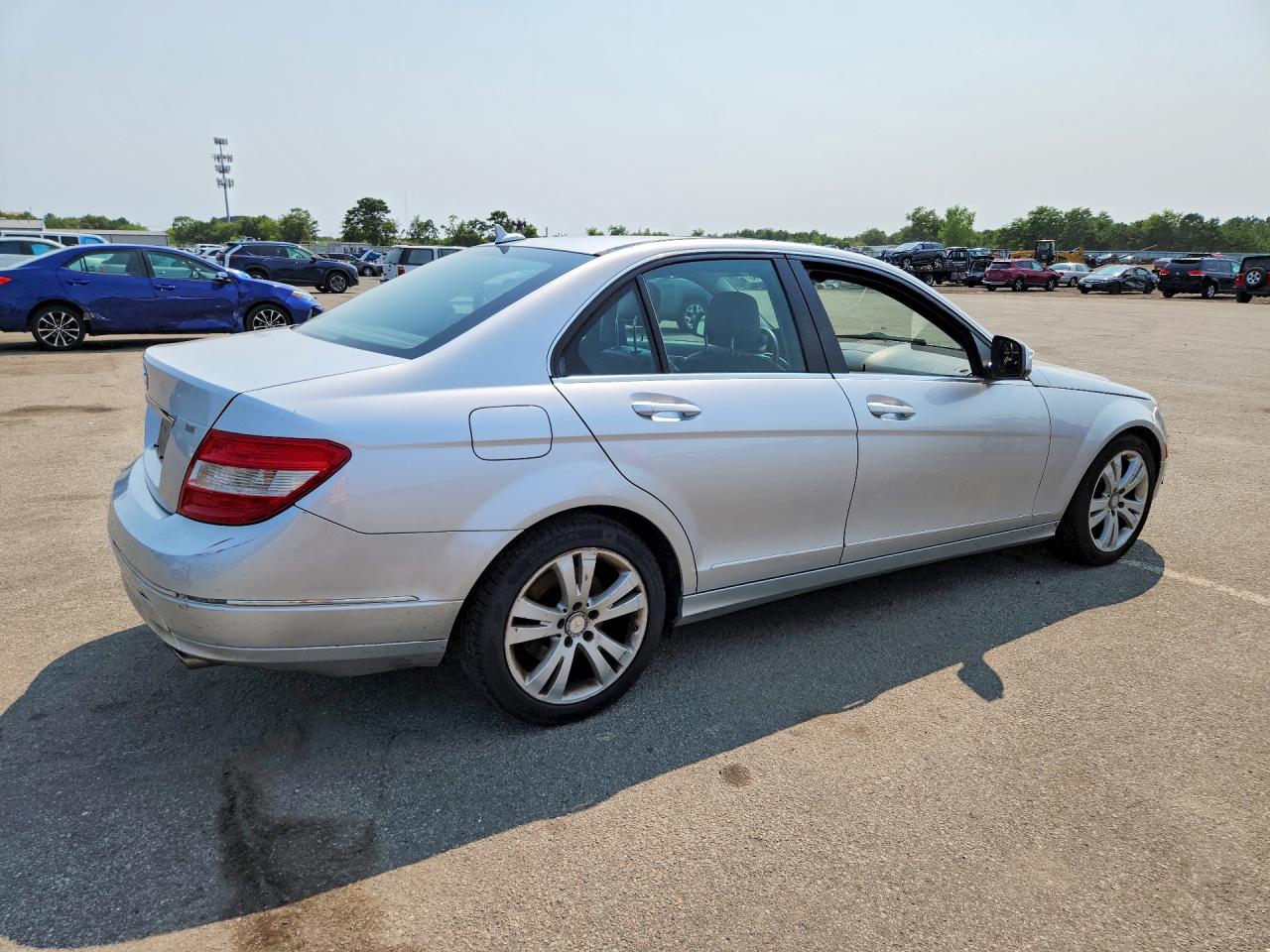 2009 Mercedes-benz C 300 4matic Silver vin: WDDGF81X89F196714