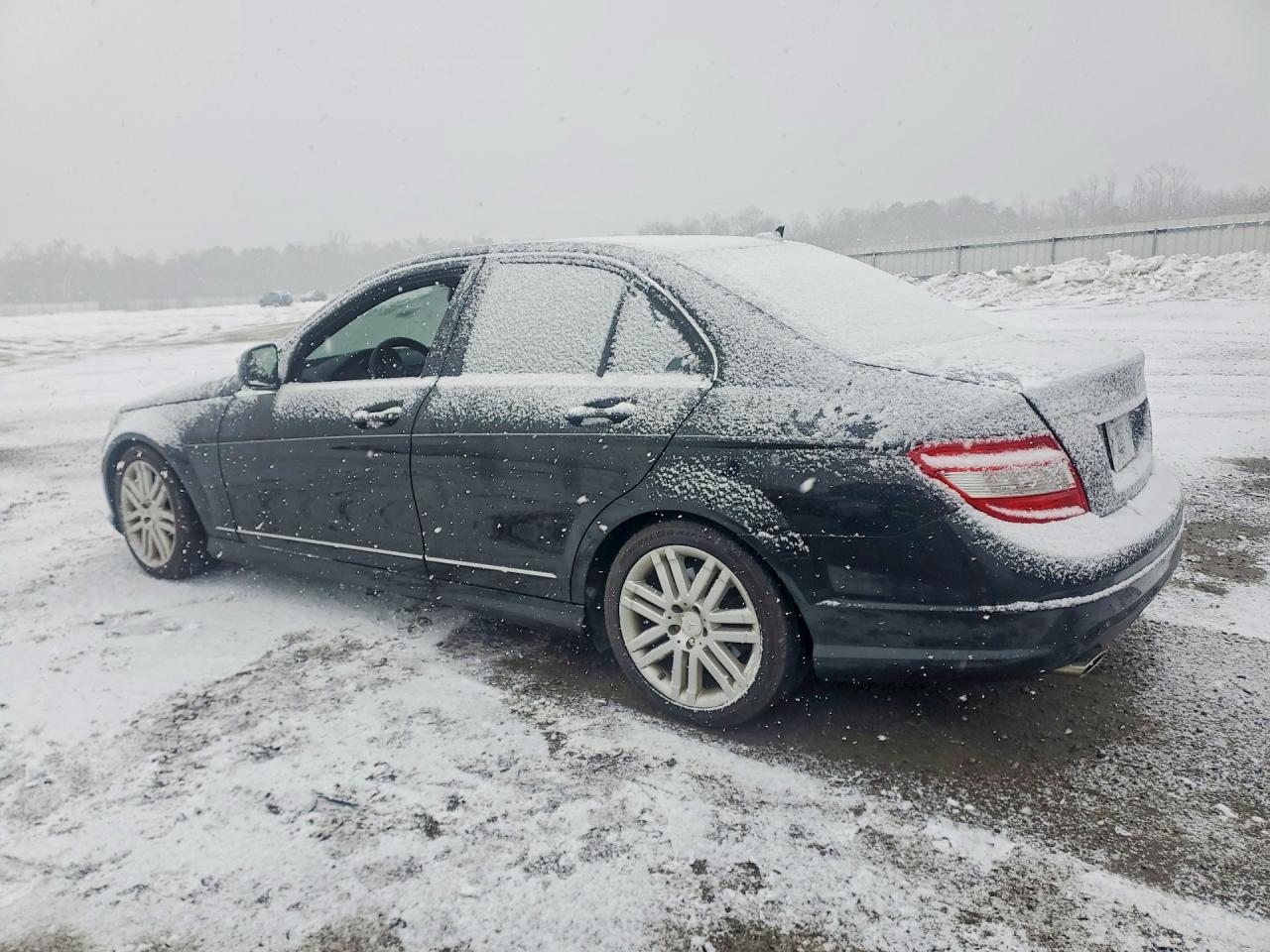 2009 Mercedes-benz C 300 4matic Black vin: WDDGF81X89F223247