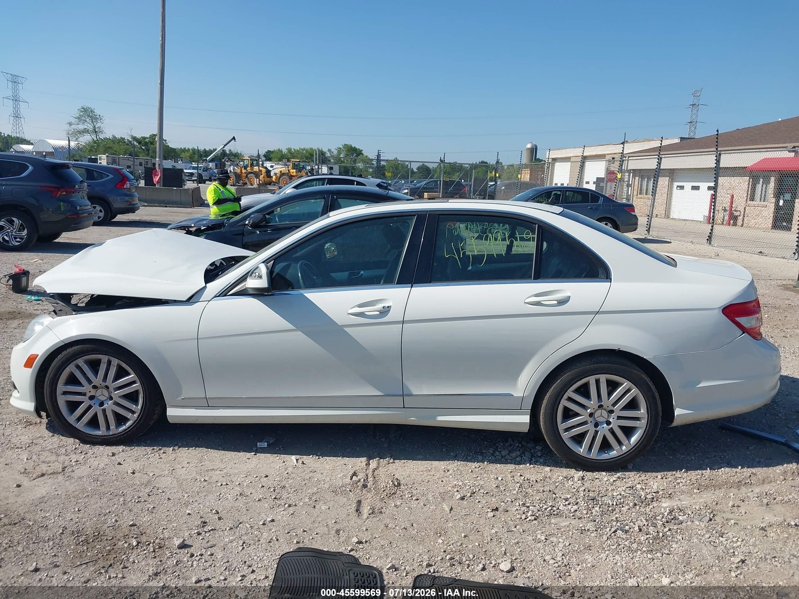 2009 Mercedes-benz C 300 Luxury 4matic/sport 4matic Белый vin: WDDGF81X89R055818