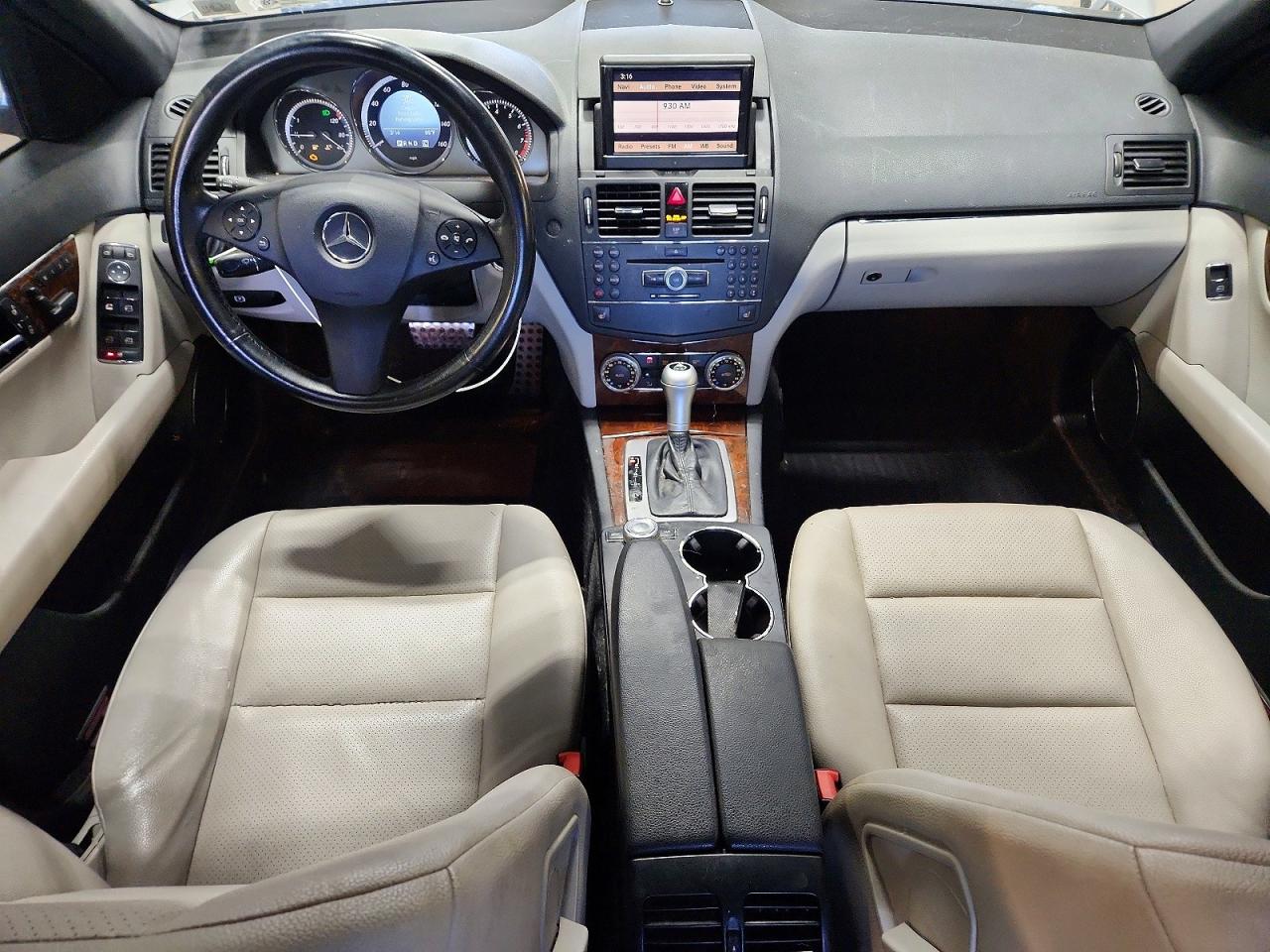 2009 Mercedes-benz C 300 4matic Silver vin: WDDGF81X89R079214