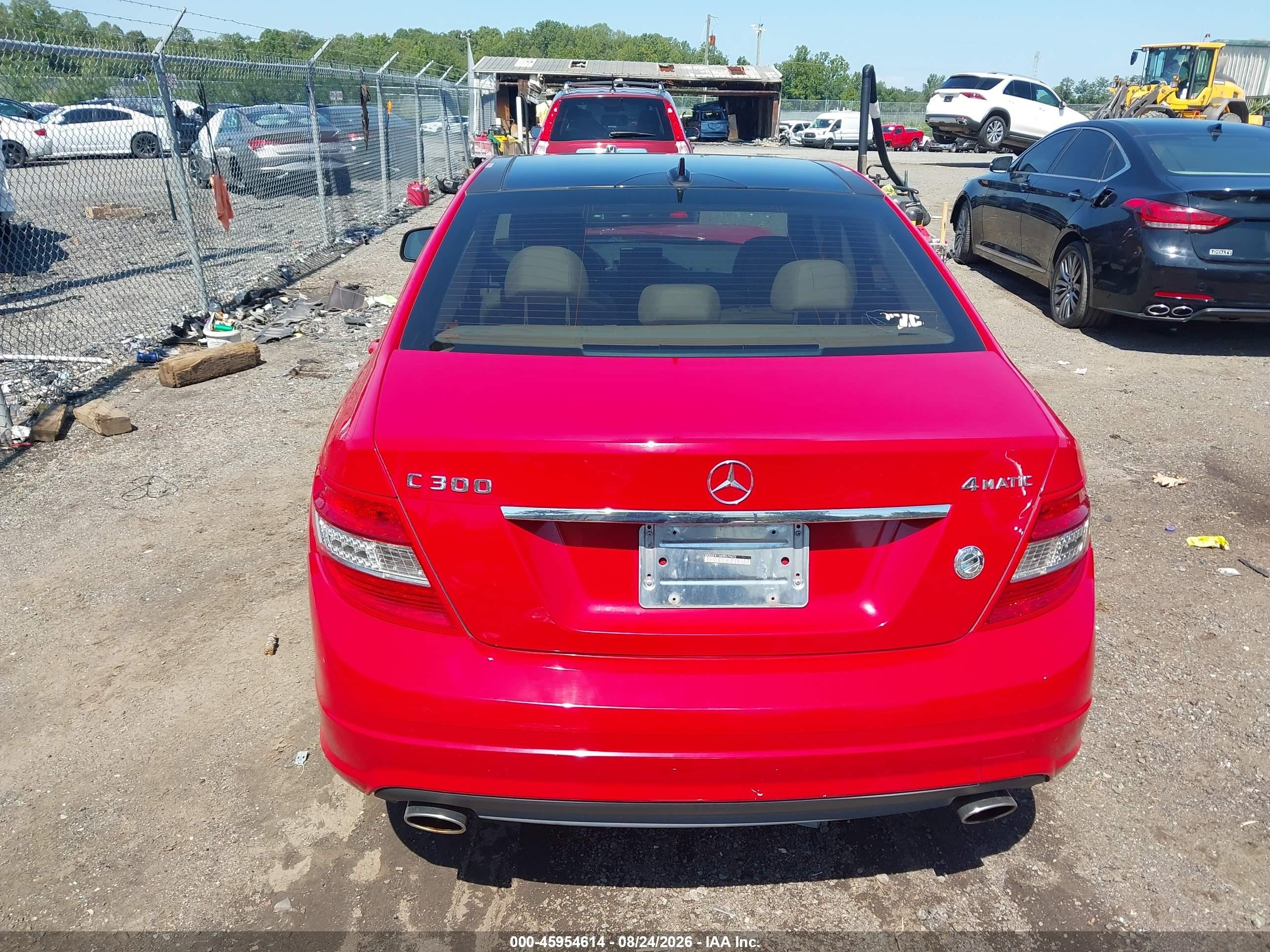 2009 Mercedes-benz C 300 Luxury 4matic/sport 4matic Red vin: WDDGF81X89R079472