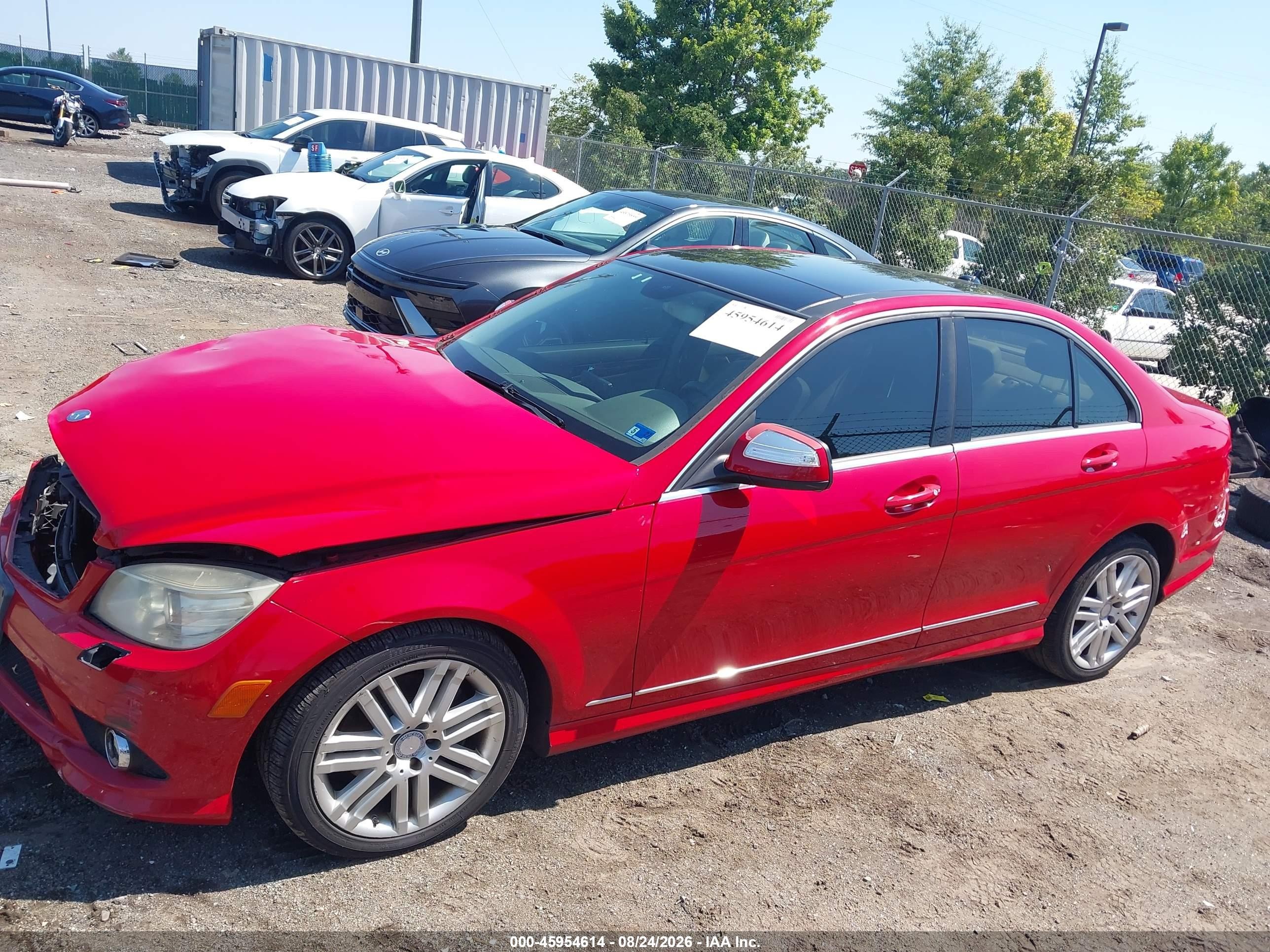 2009 Mercedes-benz C 300 Luxury 4matic/sport 4matic Red vin: WDDGF81X89R079472