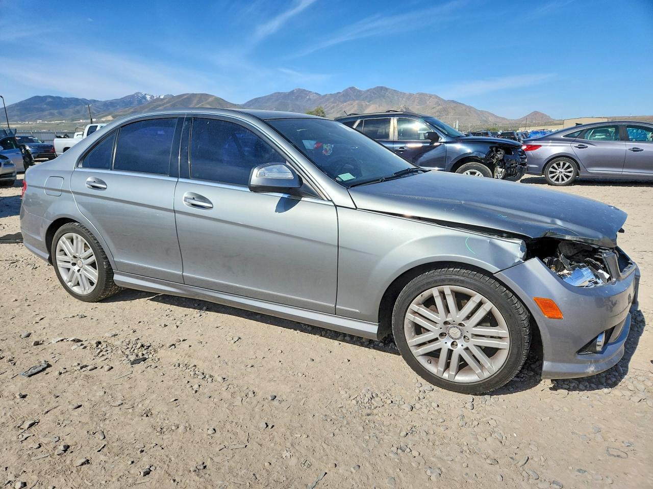 2008 Mercedes-benz C 300 4matic Silver vin: WDDGF81X98F159282