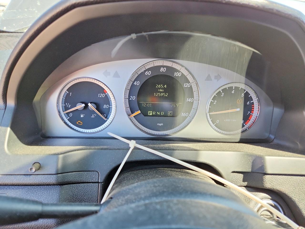 2008 Mercedes-benz C 300 4matic Silver vin: WDDGF81X98F159282