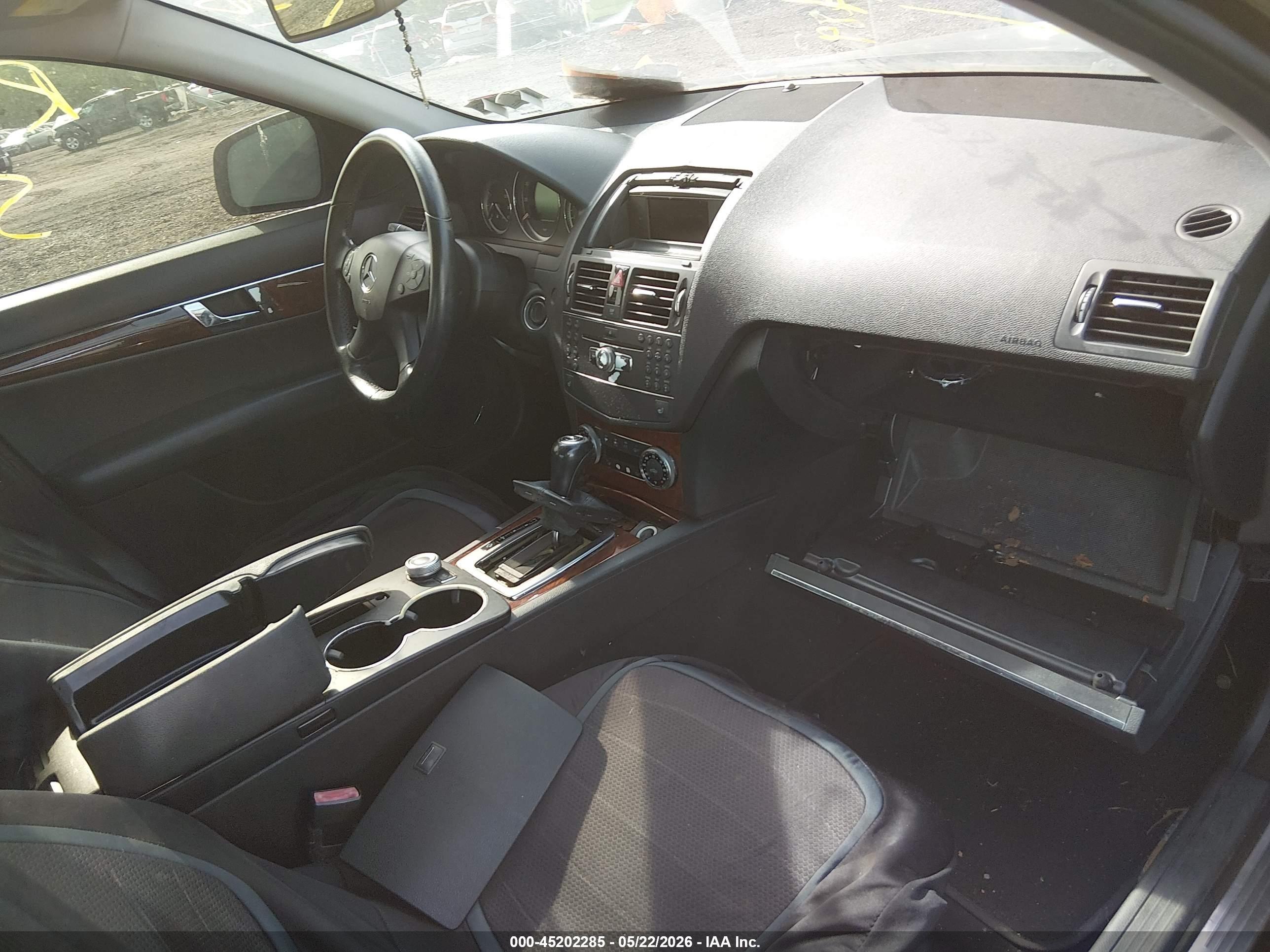 2008 Mercedes-benz C 300 Luxury 4matic/sport 4matic Черный vin: WDDGF81X98F186353