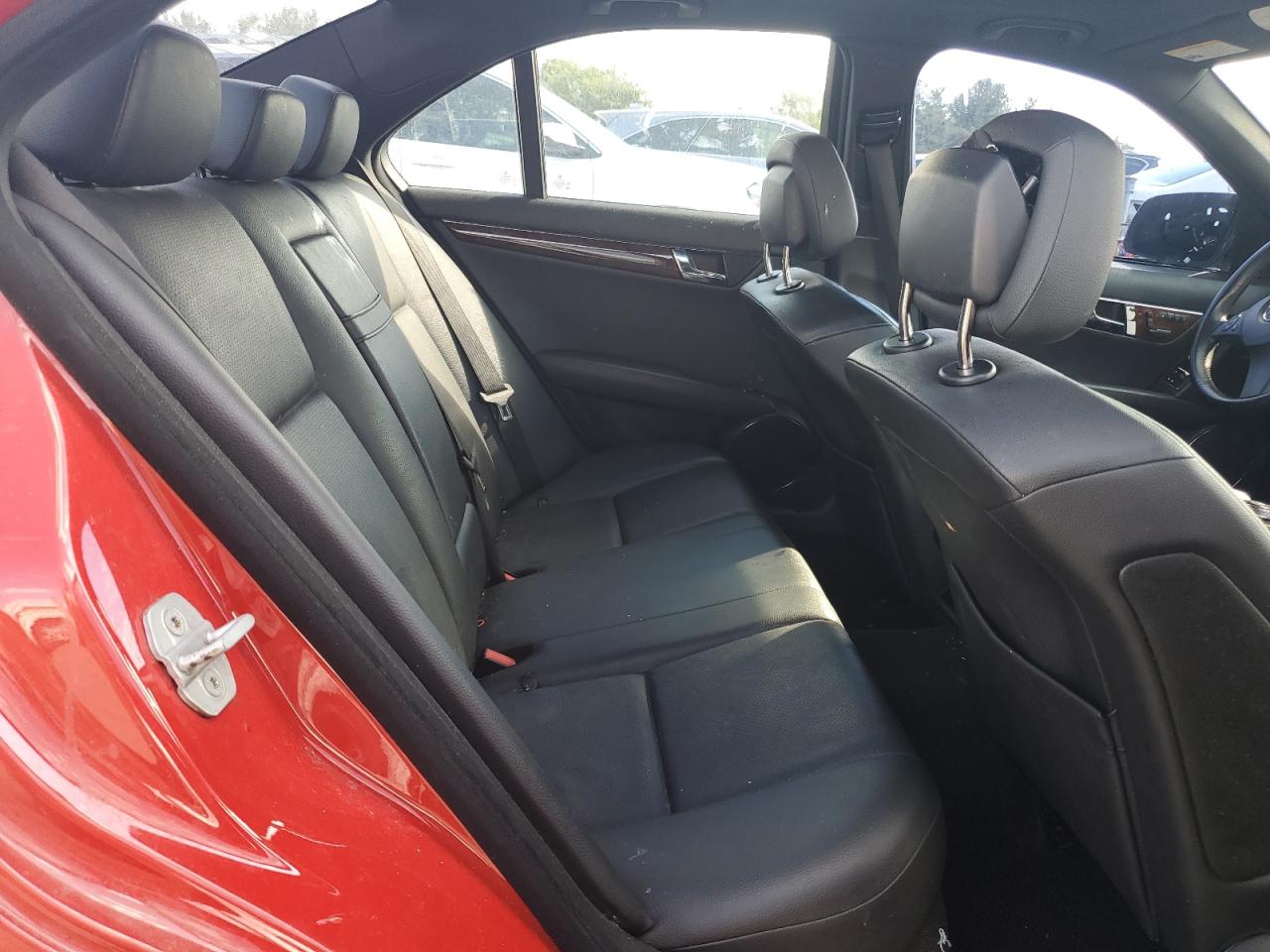 2009 Mercedes-benz C 300 4matic Red vin: WDDGF81X99F213603