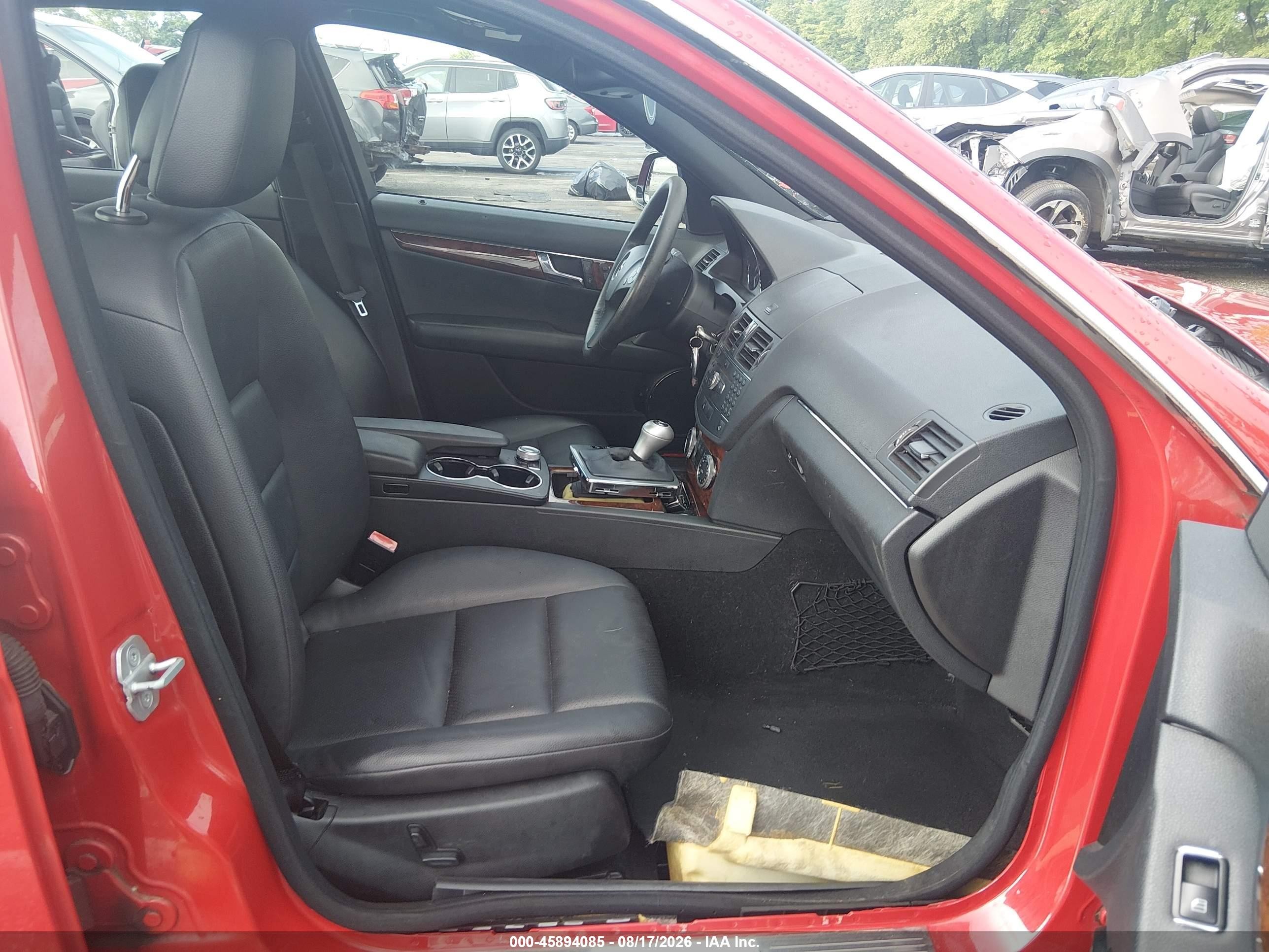2009 Mercedes-benz C 300 Luxury 4matic/sport 4matic Red vin: WDDGF81X99F245452