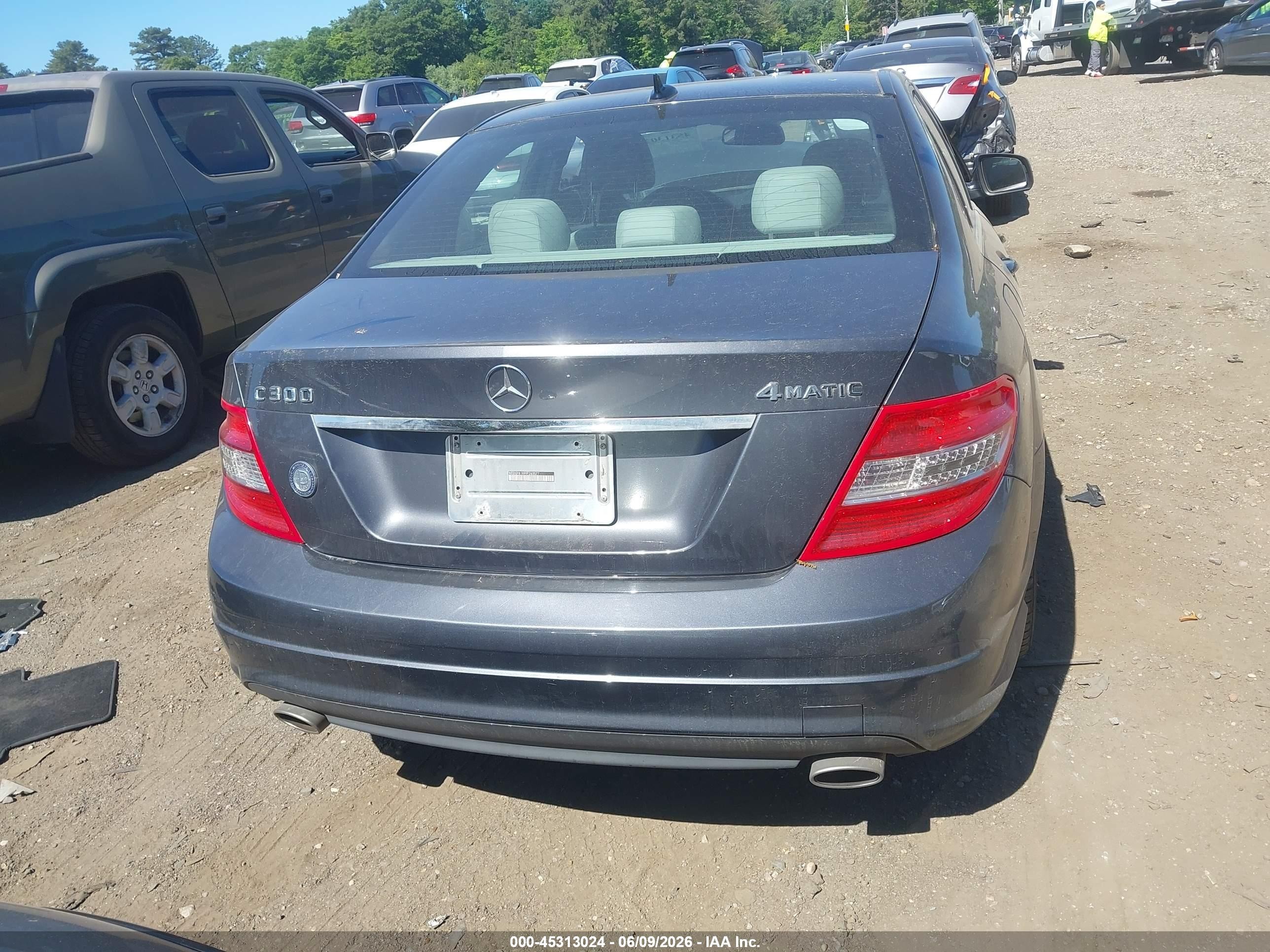 2009 Mercedes-benz C 300 4matic Gray vin: WDDGF81X99F263577