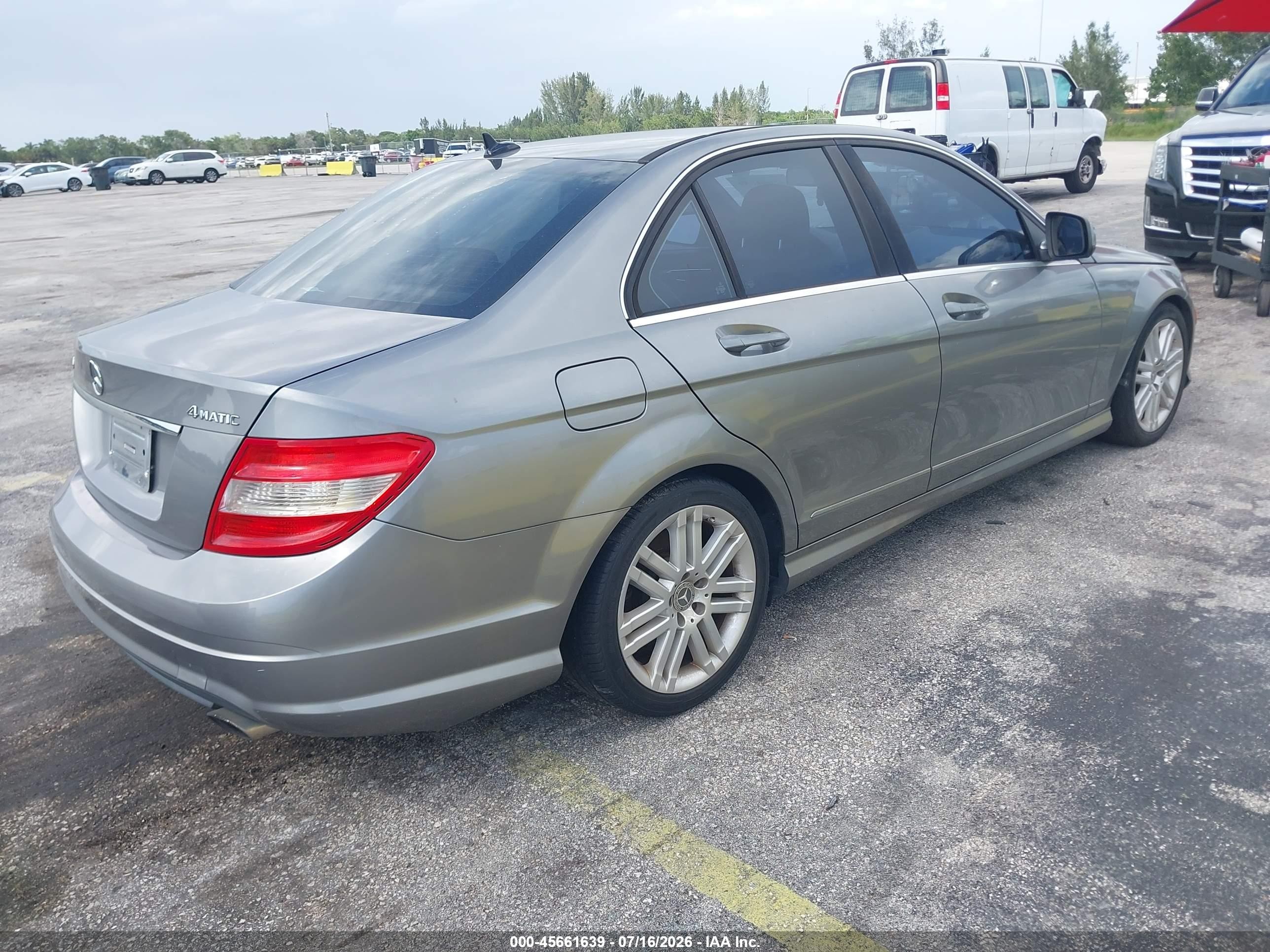 2009 Mercedes-benz C 300 Sport 4matic Gray vin: WDDGF81X99R052118