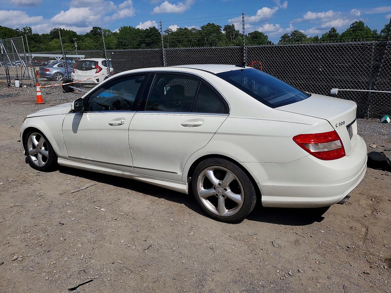 2009 Mercedes-benz C 300 4matic Белый vin: WDDGF81X99R056685