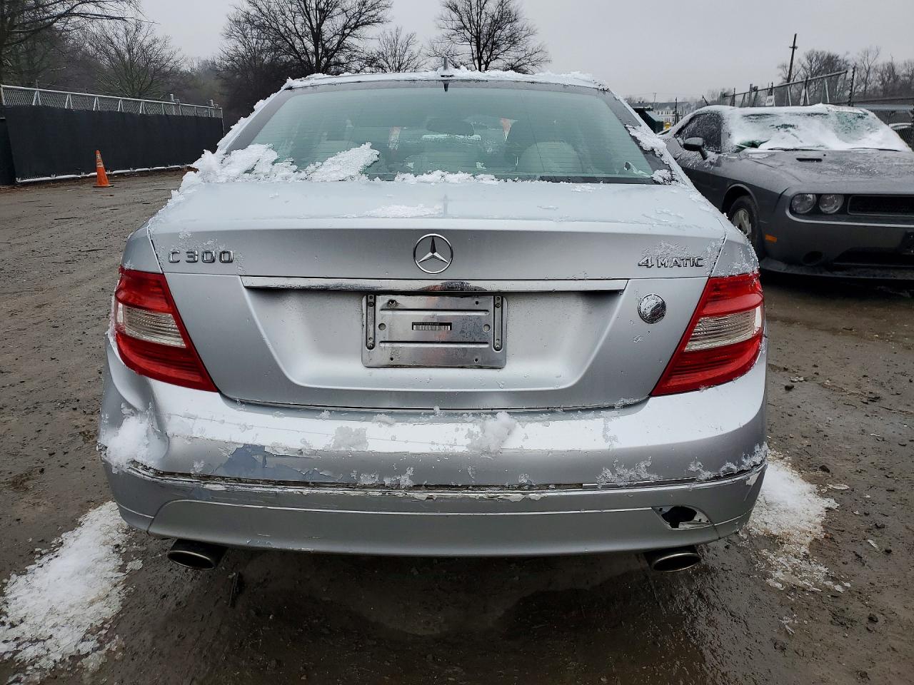 2008 Mercedes-benz C 300 4matic Silver vin: WDDGF81XX8F085368