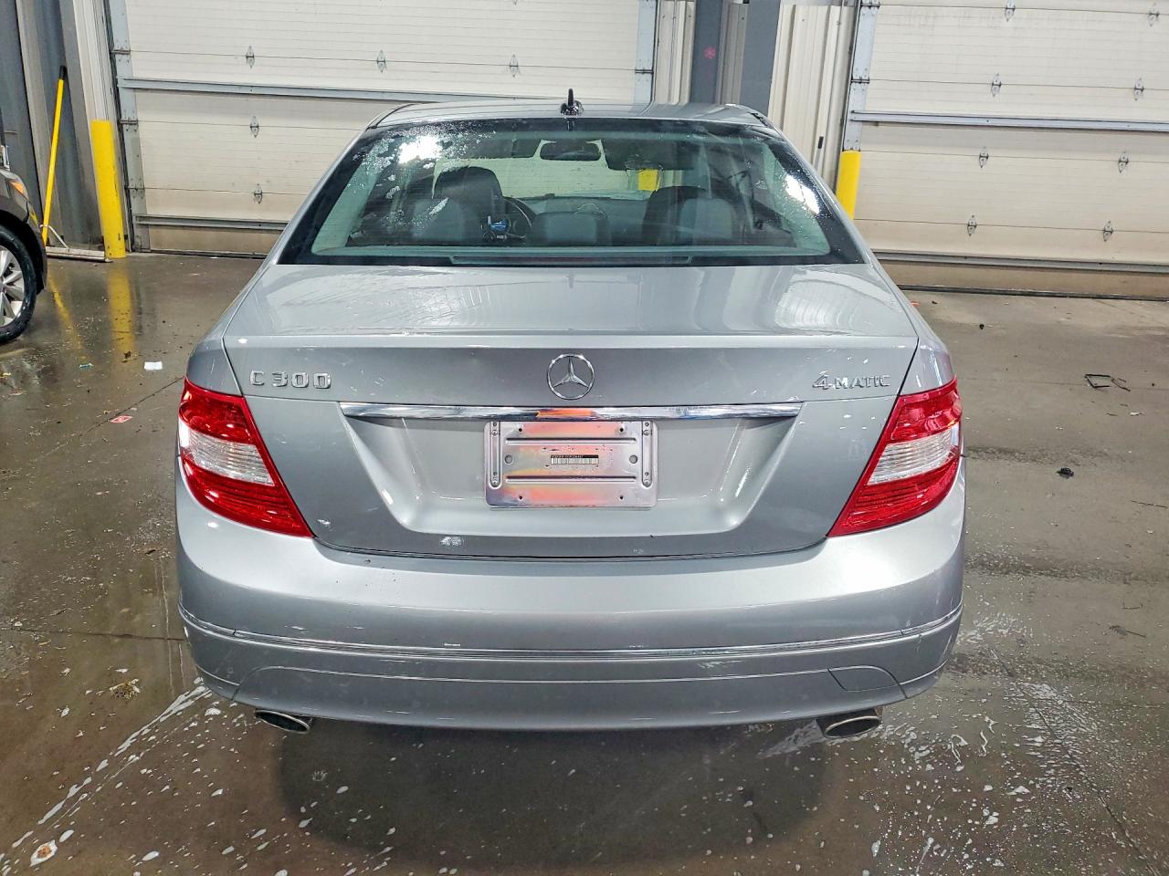 2009 Mercedes-benz C 300 4matic Silver vin: WDDGF81XX9F204487
