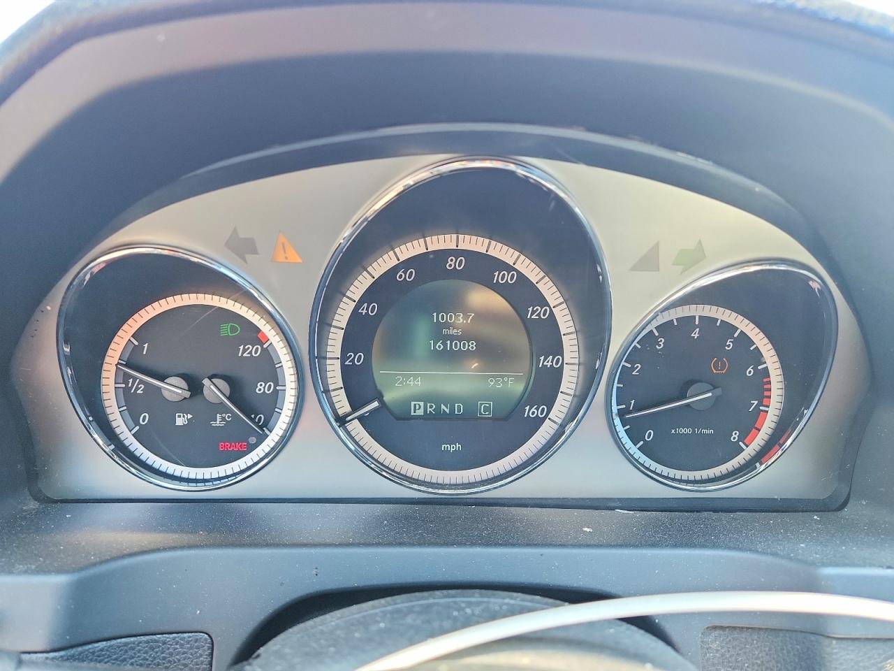 2009 Mercedes-benz C 300 4matic Red vin: WDDGF81XX9F267282