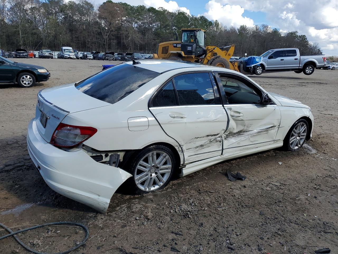 2009 Mercedes-benz C 300 4matic White vin: WDDGF81XX9R063290