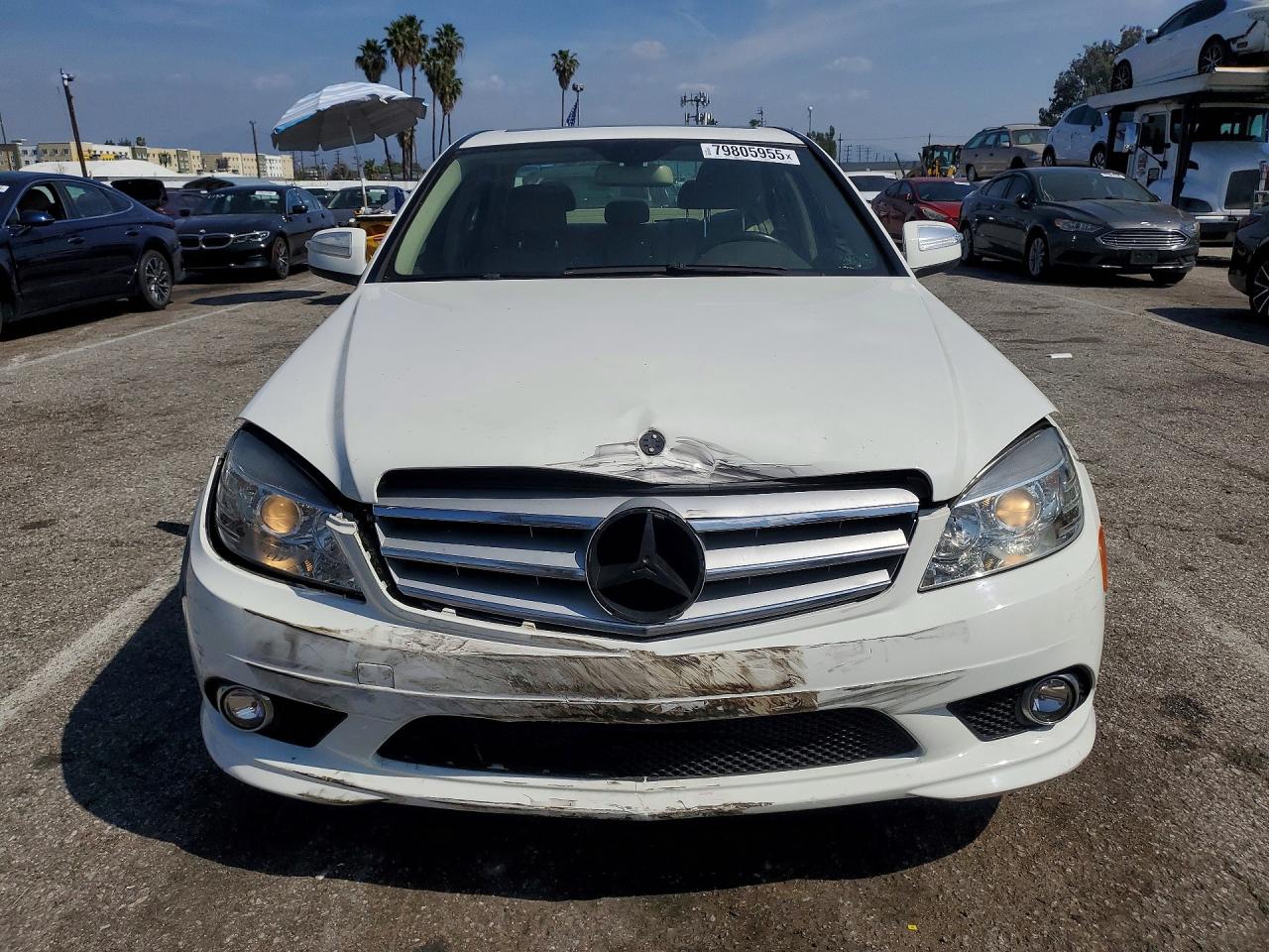 2009 Mercedes-benz C 300 4matic White vin: WDDGF81XX9R064469