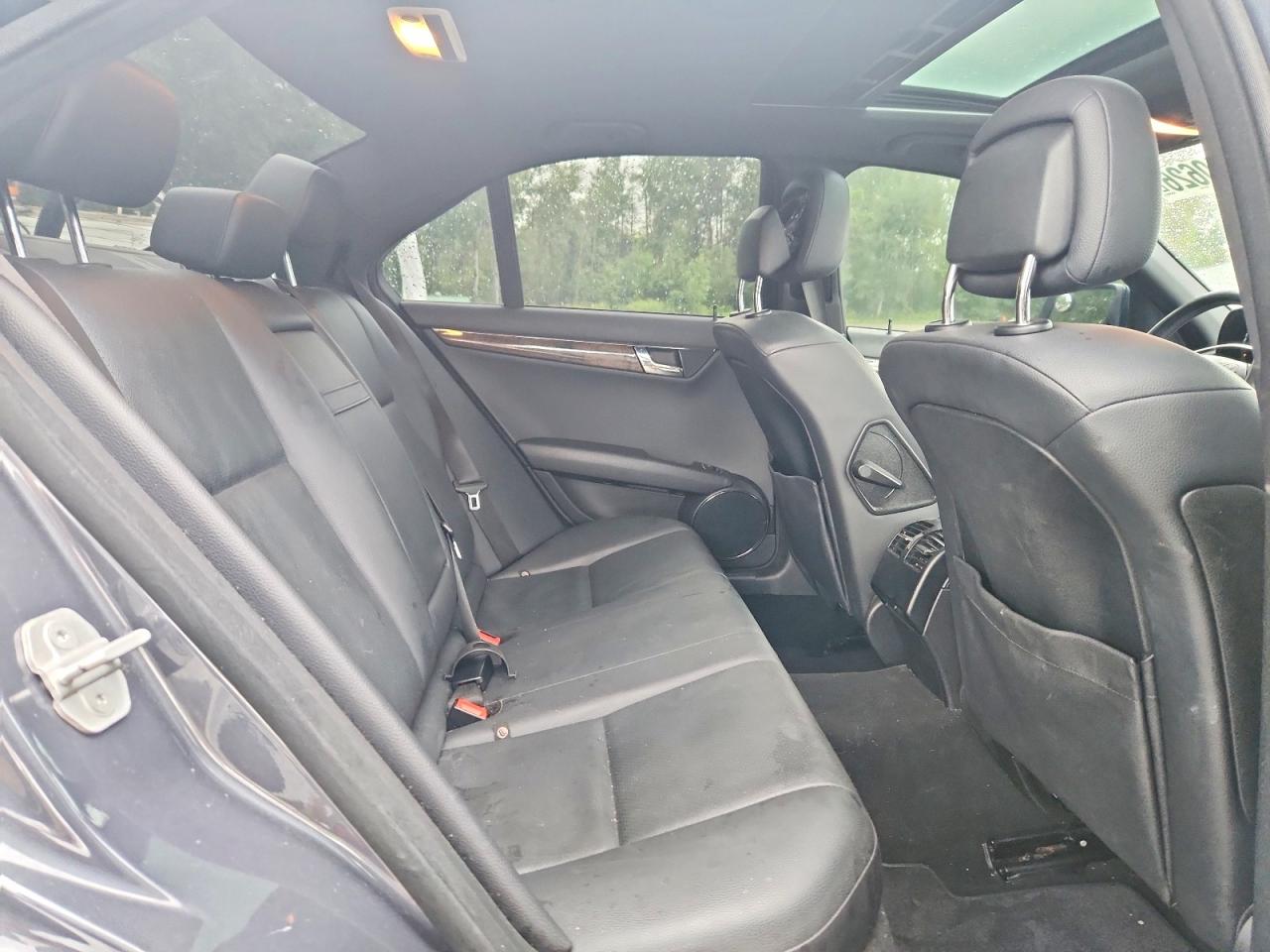 2009 Mercedes-benz C 230 4matic Gray vin: WDDGF85XX9F326437