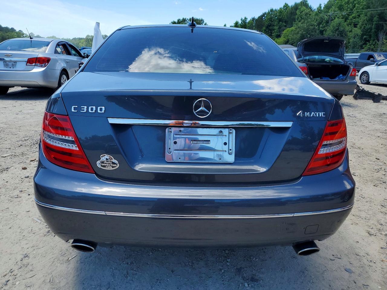 2013 Mercedes-benz C 300 4matic Угольный vin: WDDGF8AB0DA820645