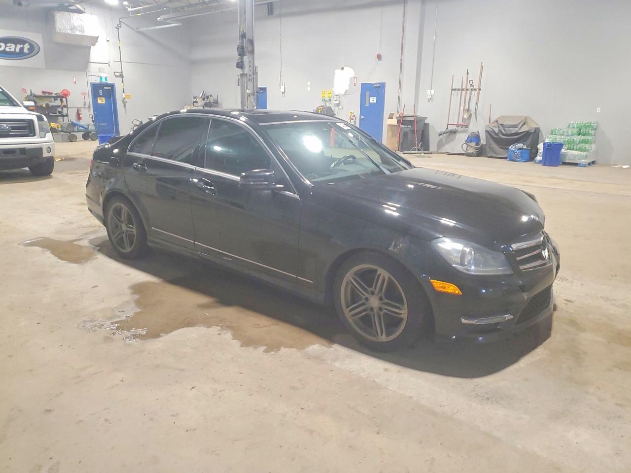 2013 Mercedes-benz C 300 4matic Black vin: WDDGF8AB0DA858490