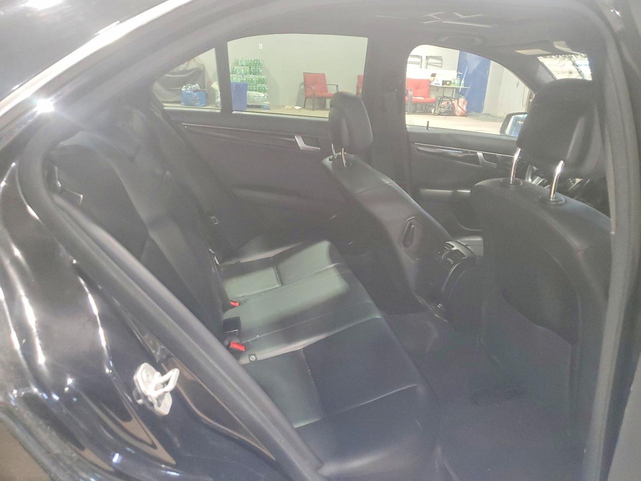 2013 Mercedes-benz C 300 4matic Black vin: WDDGF8AB0DA858490