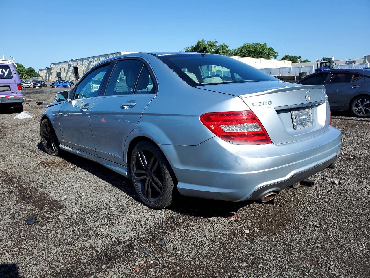 2013 Mercedes-benz C 300 4matic Silver vin: WDDGF8AB0DG102896