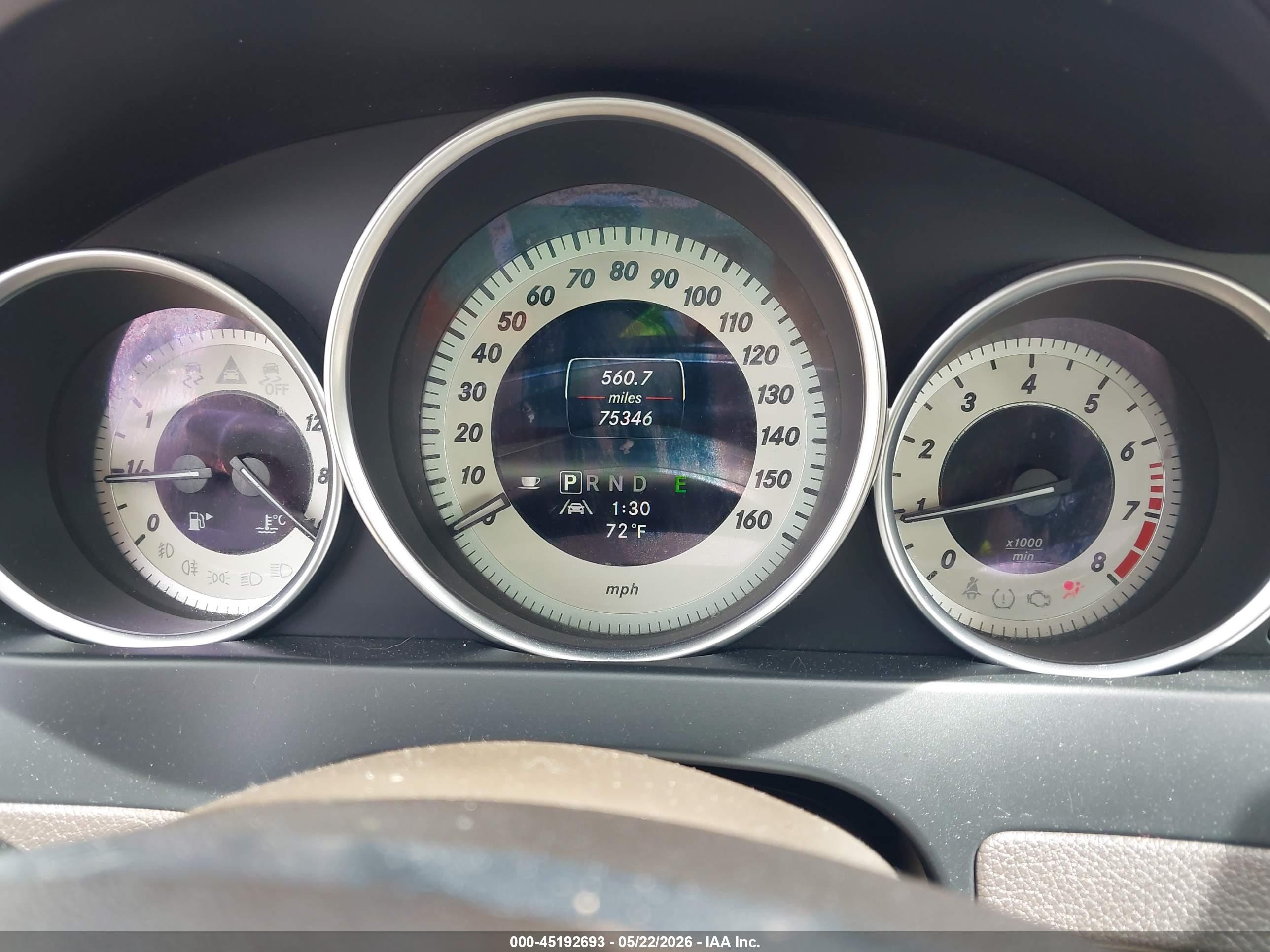 2013 Mercedes-benz C 300 Luxury 4matic Серый vin: WDDGF8AB0DR244346