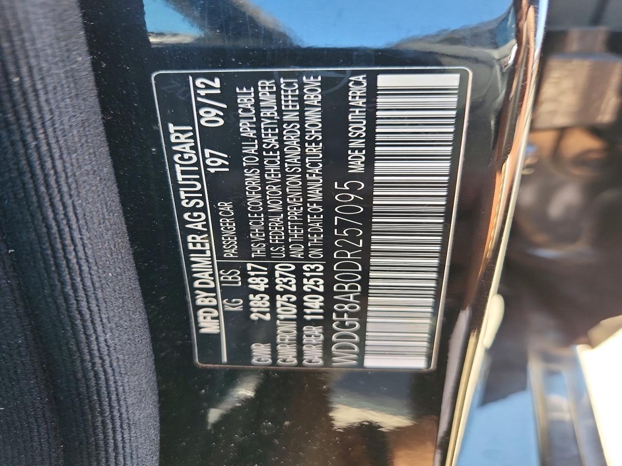 2013 Mercedes-benz C 300 4matic Black vin: WDDGF8AB0DR257095