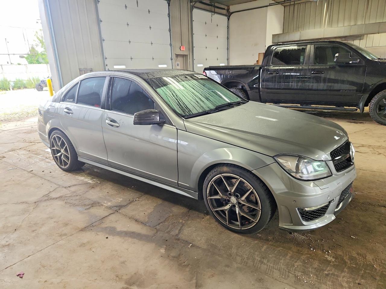 2013 Mercedes-benz C 300 4matic Silver vin: WDDGF8AB0DR270655