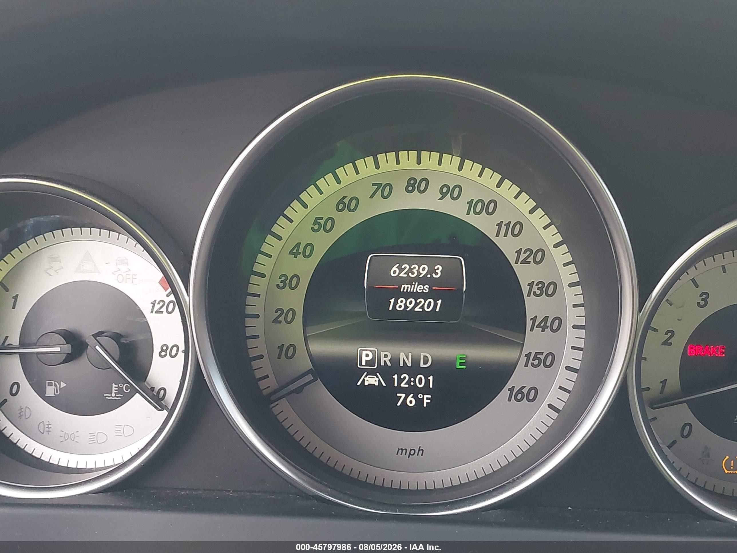 2013 Mercedes-benz C 300 Sport 4matic Silver vin: WDDGF8AB0DR284250