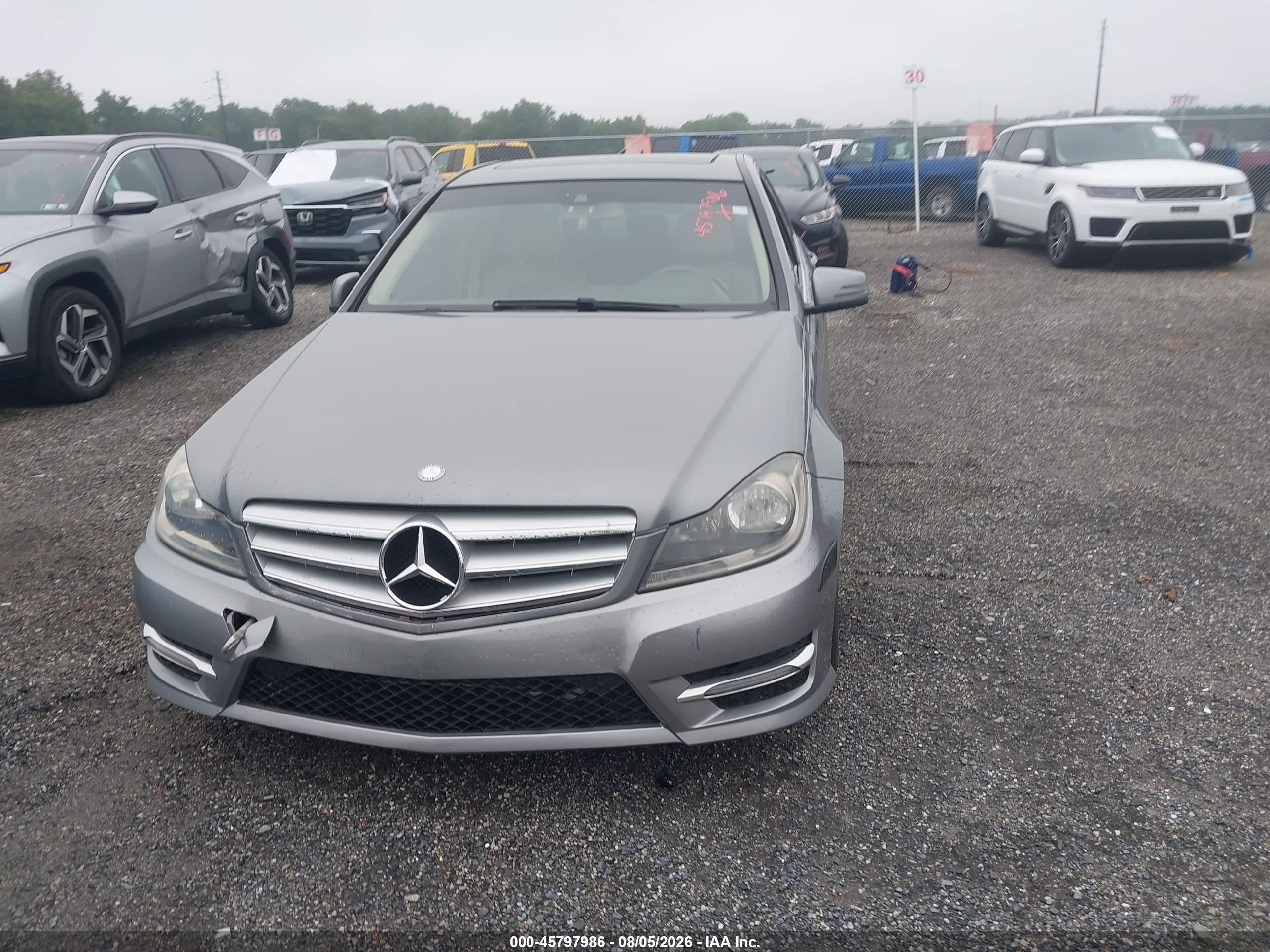 2013 Mercedes-benz C 300 Sport 4matic Silver vin: WDDGF8AB0DR284250
