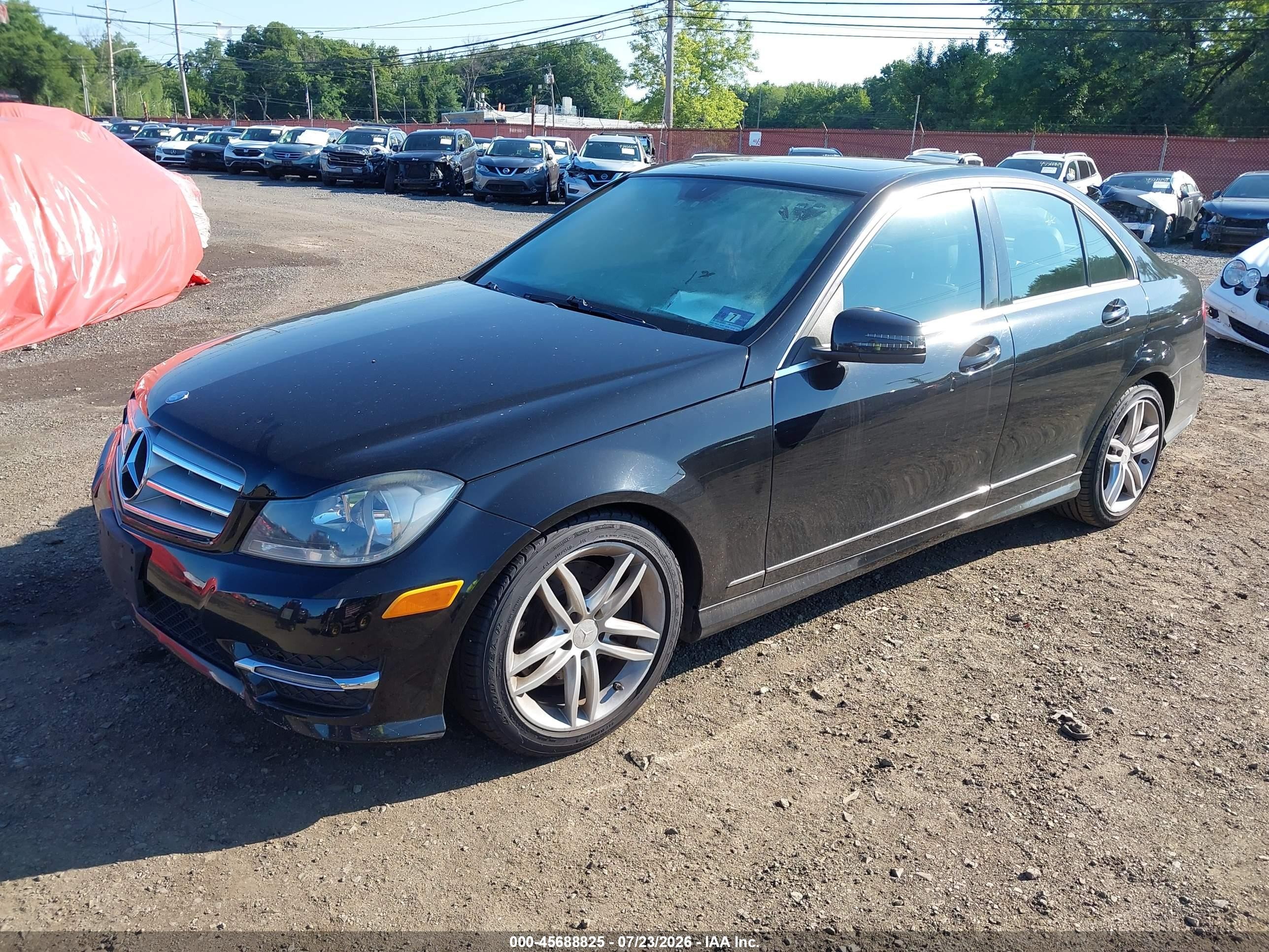 2013 Mercedes-benz C 300 Sport 4matic Black vin: WDDGF8AB0DR284393
