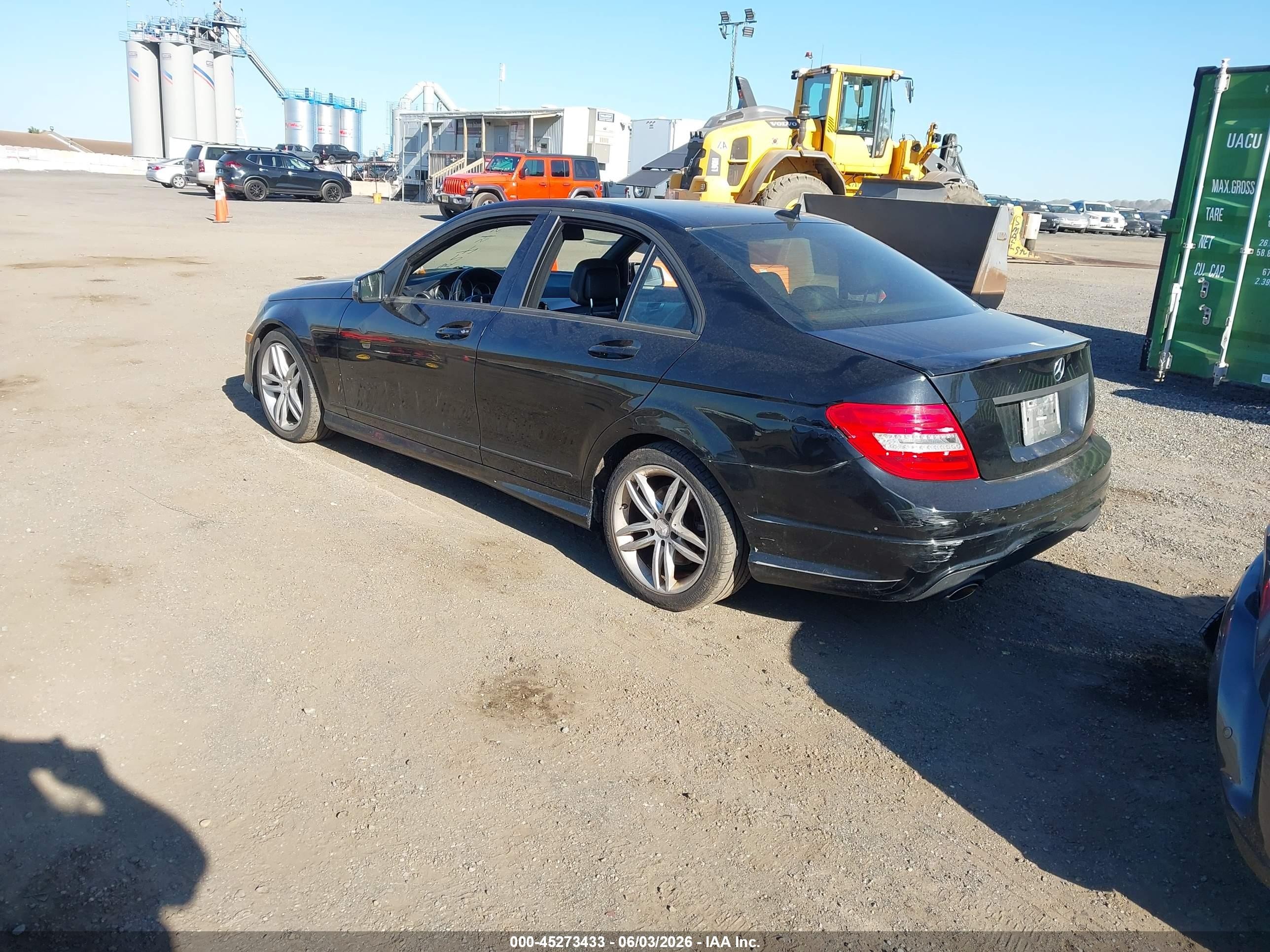2013 Mercedes-benz C 300 Sport 4matic Black vin: WDDGF8AB0DR296981