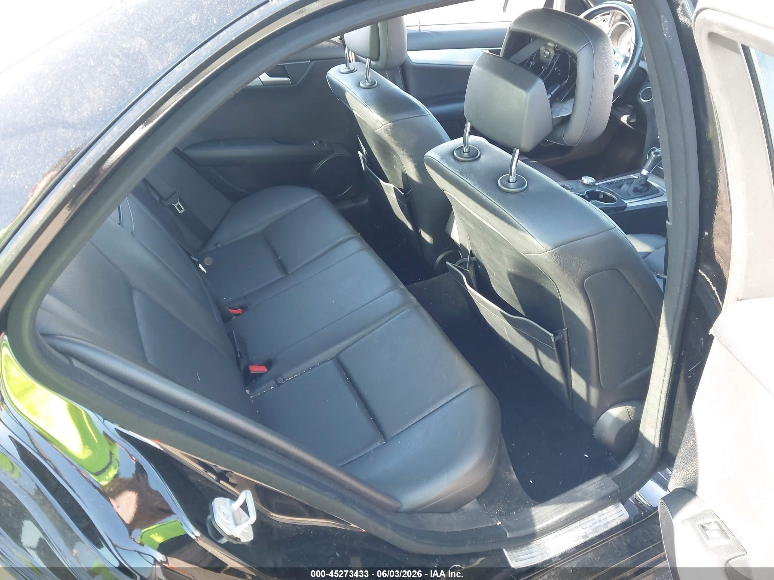 2013 Mercedes-benz C 300 Sport 4matic Black vin: WDDGF8AB0DR296981