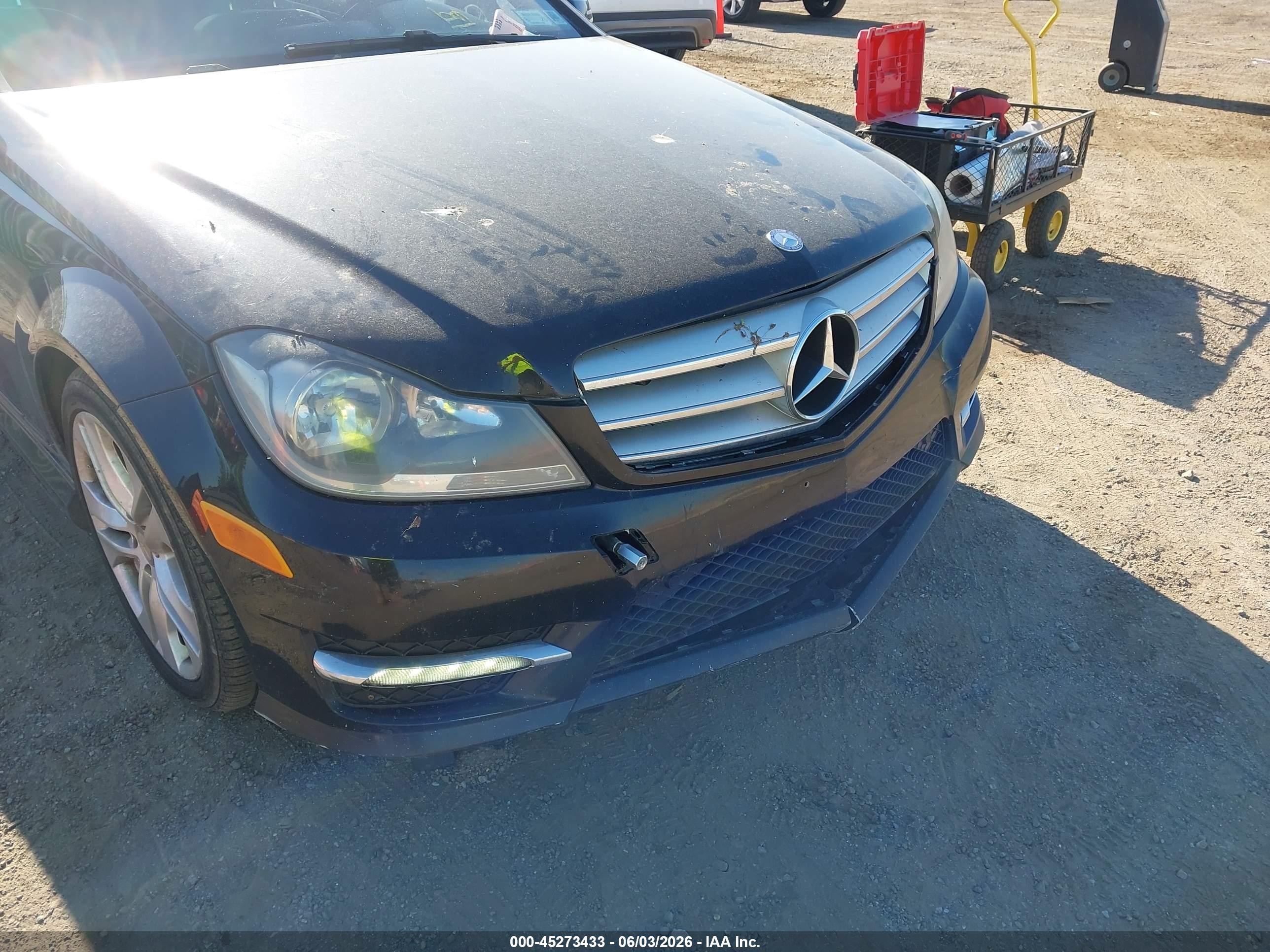 2013 Mercedes-benz C 300 Sport 4matic Black vin: WDDGF8AB0DR296981