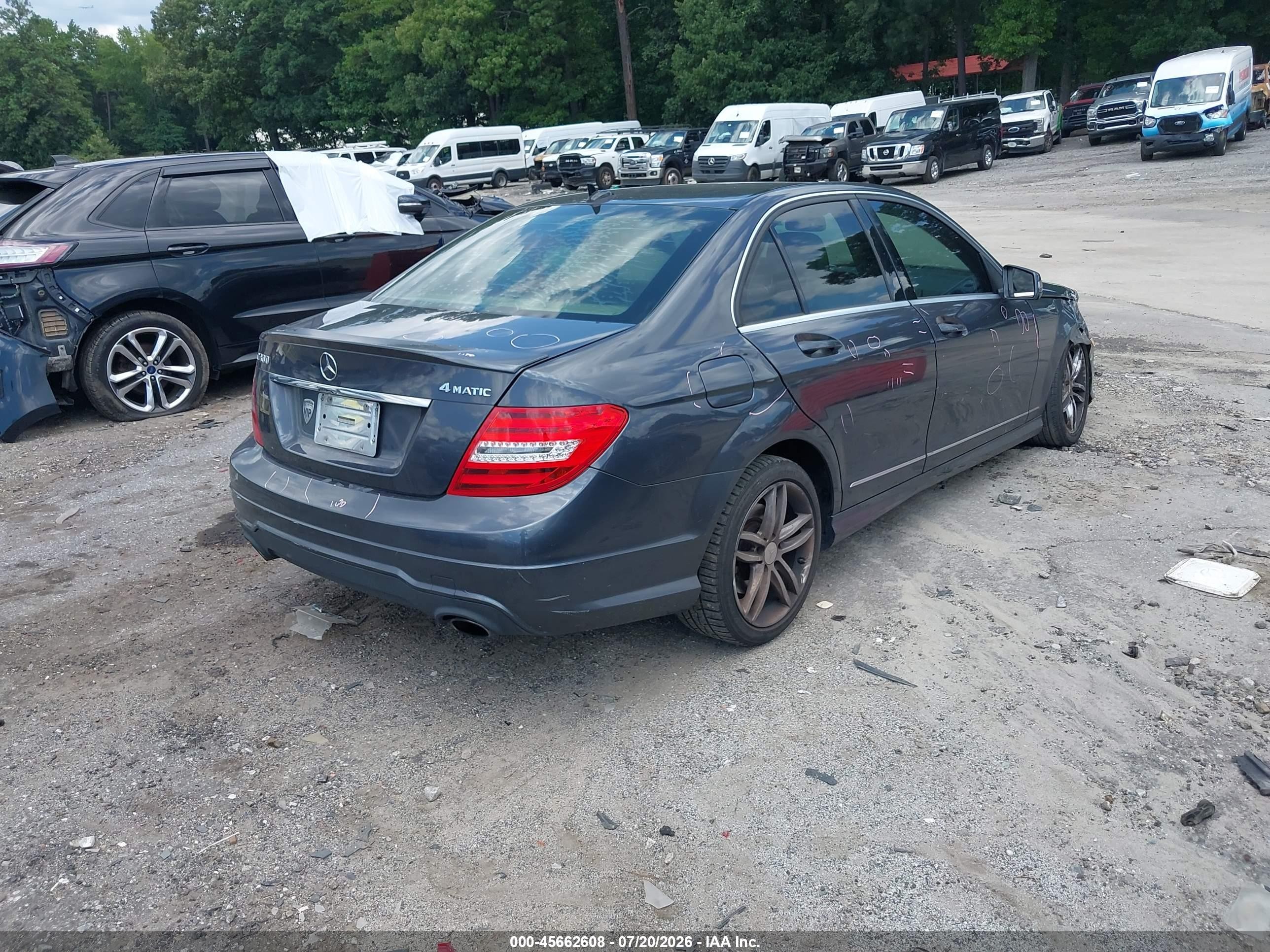 2013 Mercedes-benz C 300 Sport 4matic Синий vin: WDDGF8AB0DR300690