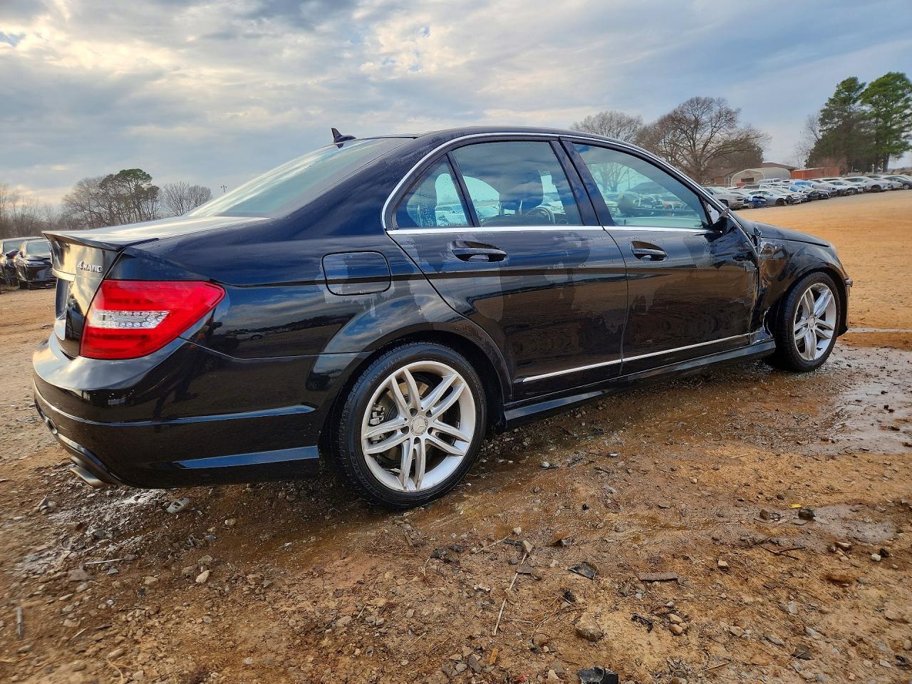 2014 Mercedes-benz C 300 4matic Black vin: WDDGF8AB0EA910413