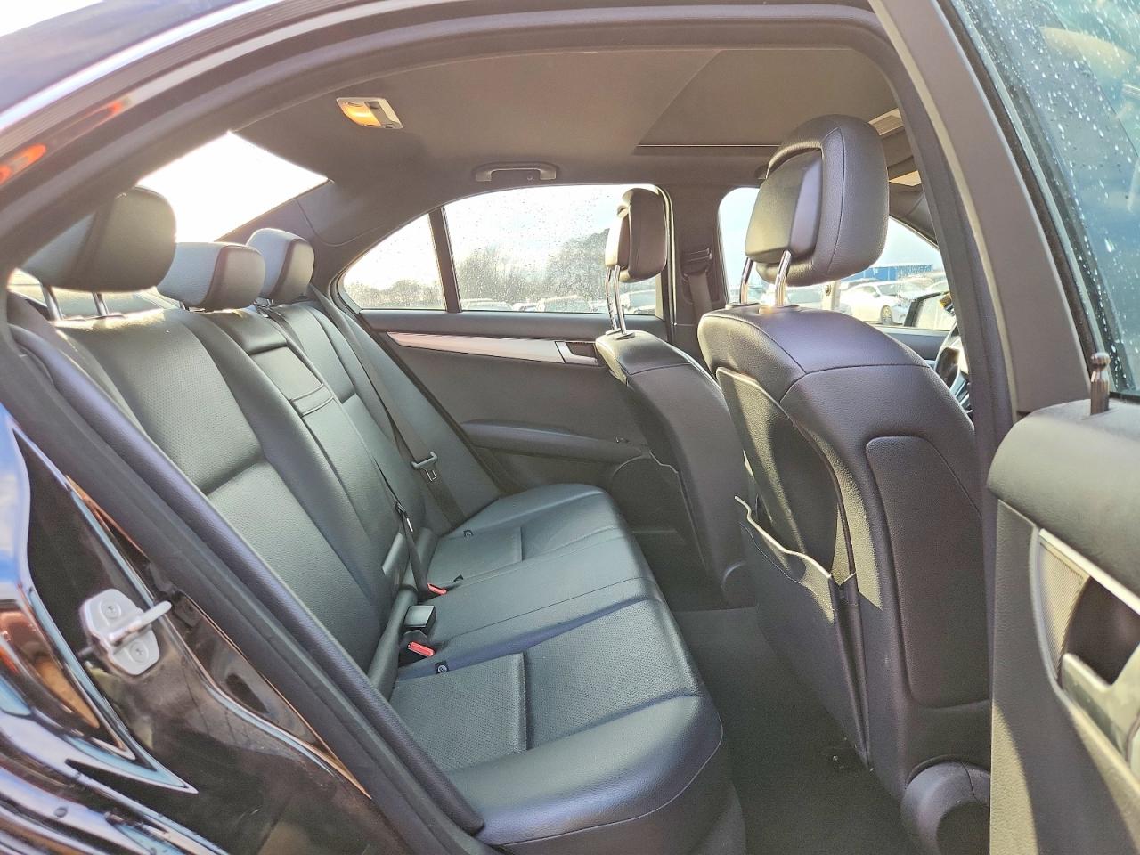 2014 Mercedes-benz C 300 4matic Black vin: WDDGF8AB0EA910413