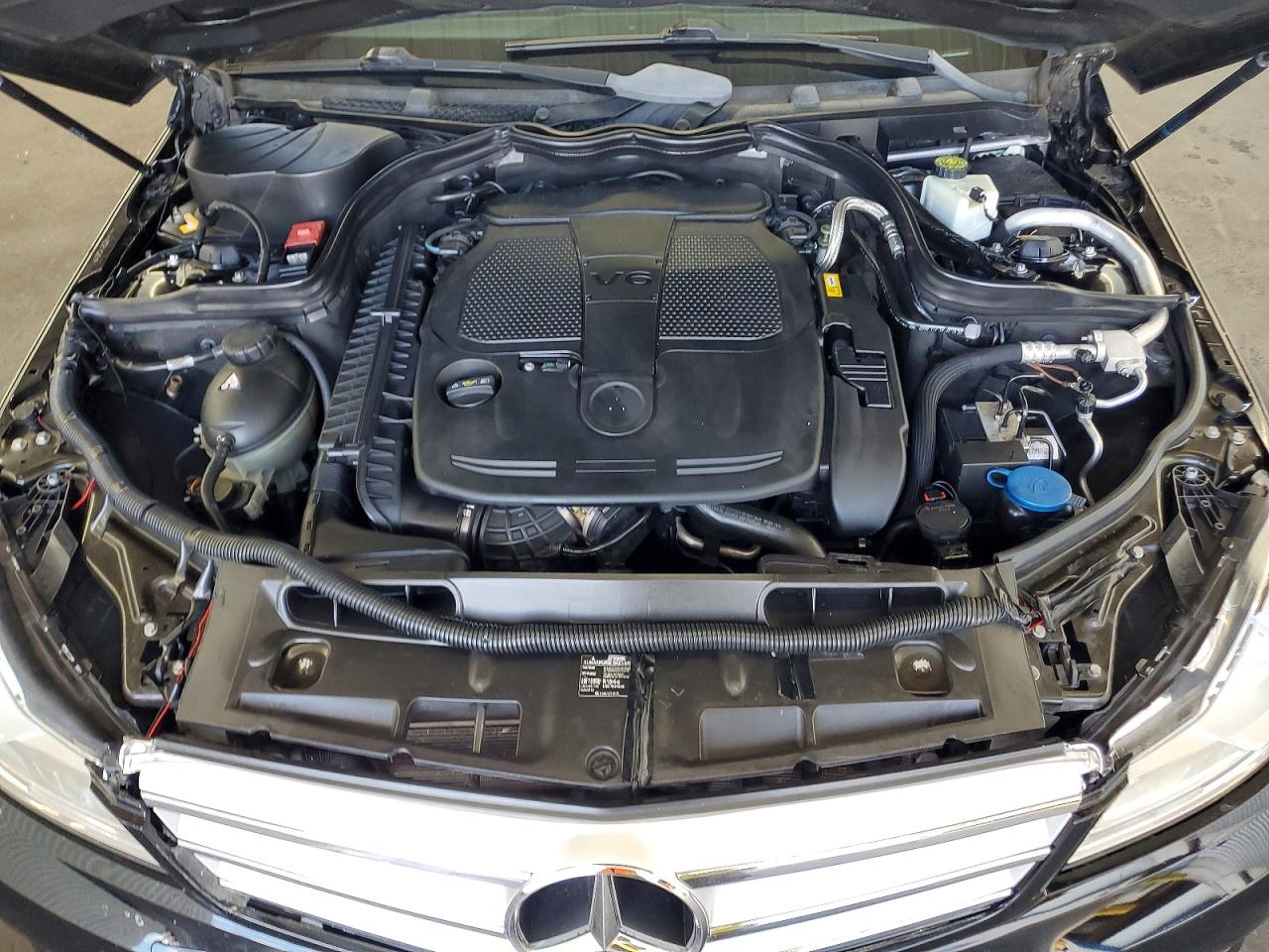 2014 Mercedes-benz C 300 4matic Черный vin: WDDGF8AB0EG223235