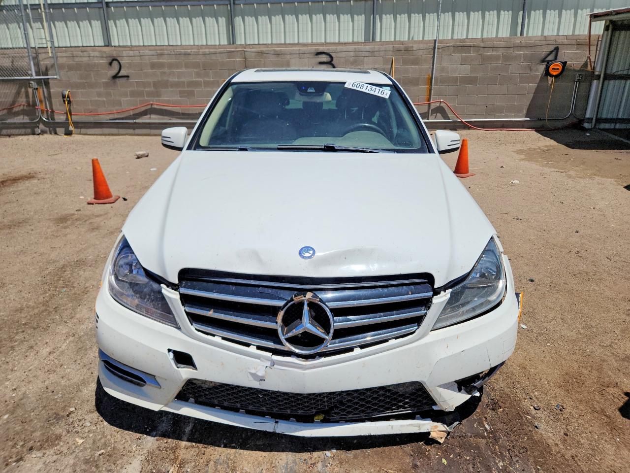 2014 Mercedes-benz C 300 4matic White vin: WDDGF8AB0ER307057
